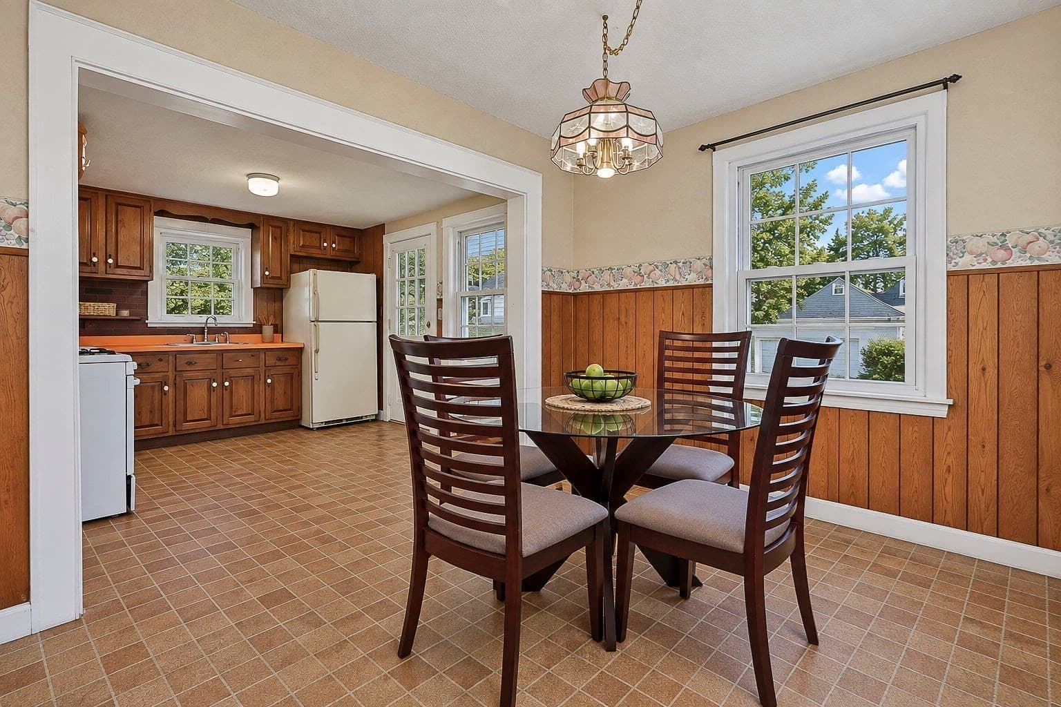 Single Family Residence at 77 Paon Blvd, Wakefield MA 01880, Wakefield, photo 7 of 39