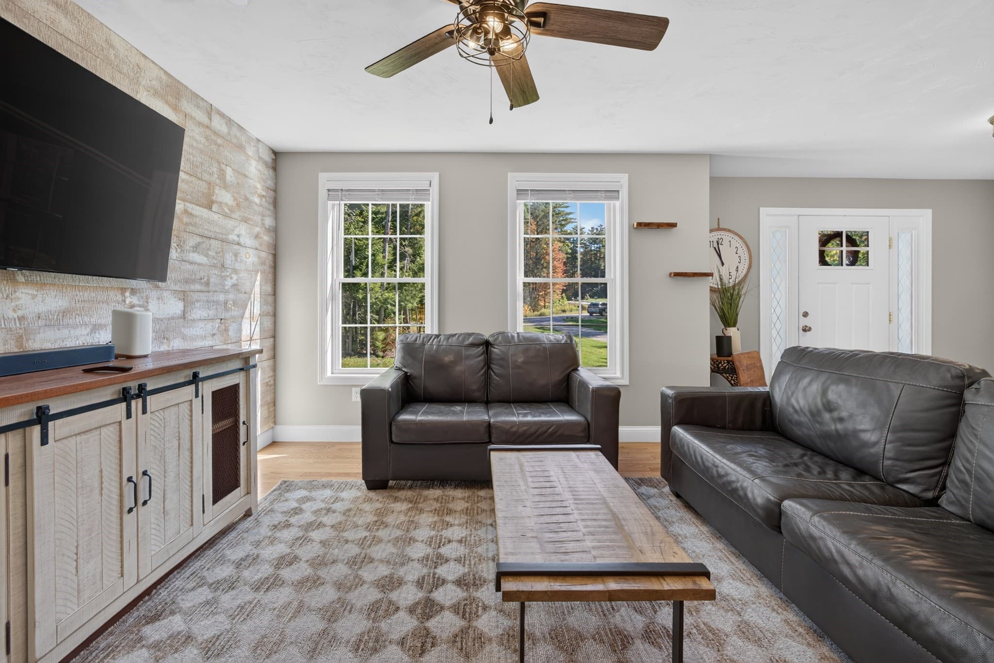 Single Family Residence at 11 Bancroft Circle, Mont Vernon NH 03057, Mont Vernon, photo 11 of 42