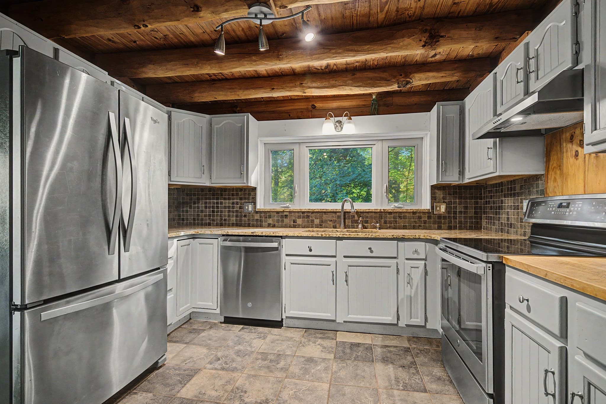 Single Family Residence at 74 Valley Road, Southampton MA 01073, Southampton, photo 17 of 37