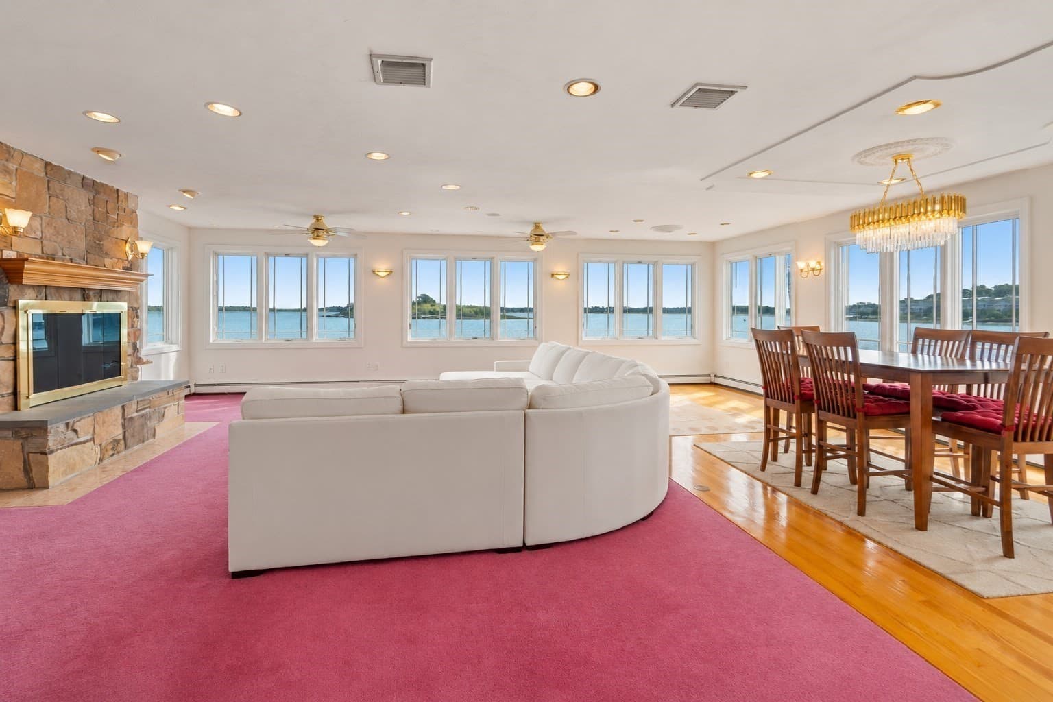 Single Family Residence at 125 Edgewater Drive, Quincy MA 02169, Quincy, photo 8 of 32