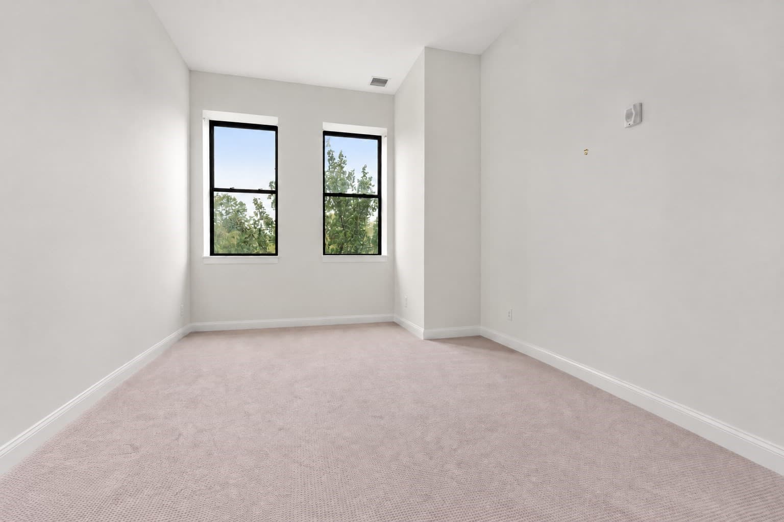 Condominium at 1022 Hancock # 210, Quincy MA 02169, Quincy, photo 10 of 21