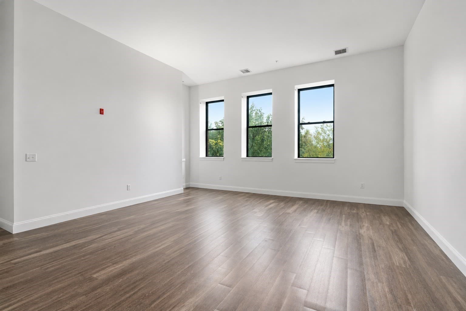 Condominium at 1022 Hancock # 210, Quincy MA 02169, Quincy, photo 4 of 21
