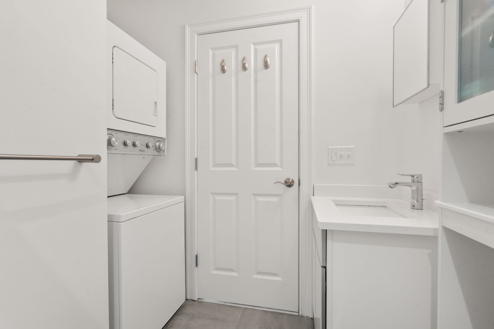 Condominium at 1022 Hancock # 210, Quincy MA 02169, Quincy, photo 8 of 21
