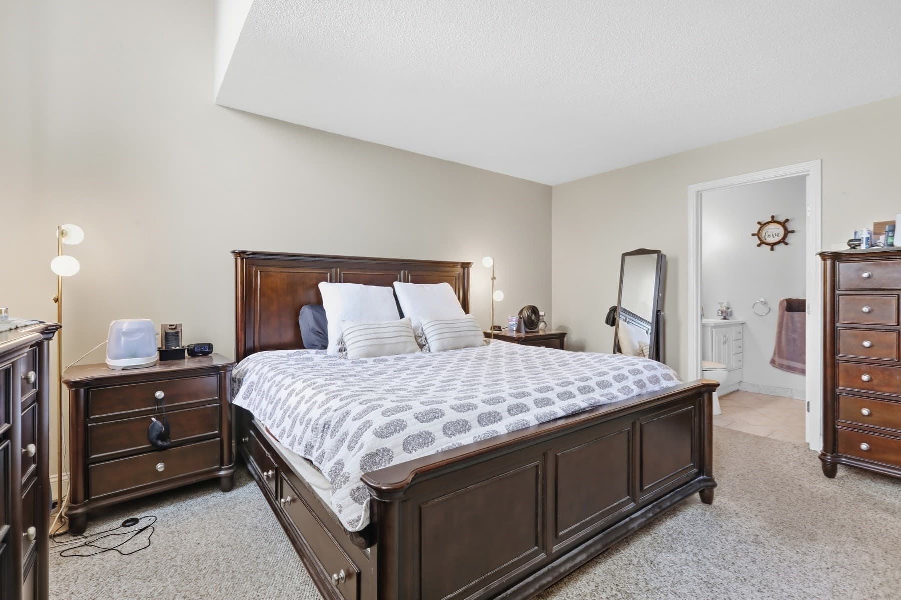 Condominium at 15 Ocean # 206, Winthrop MA 02152, Winthrop, photo 17 of 28