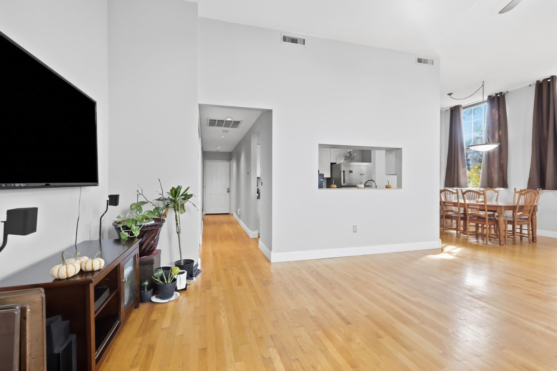 Condominium at 15 Ocean # 206, Winthrop MA 02152, Winthrop, photo 3 of 28