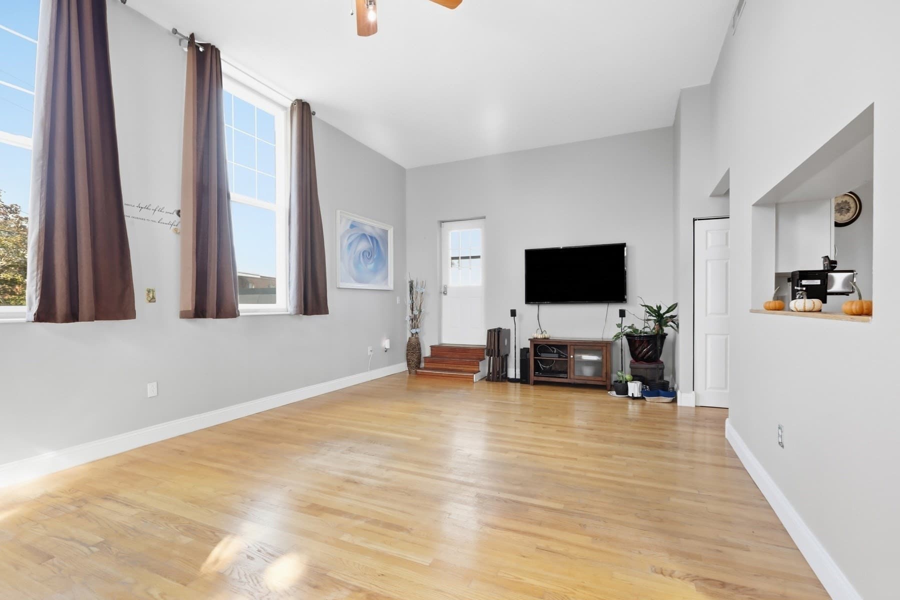 Condominium at 15 Ocean # 206, Winthrop MA 02152, Winthrop, photo 5 of 28