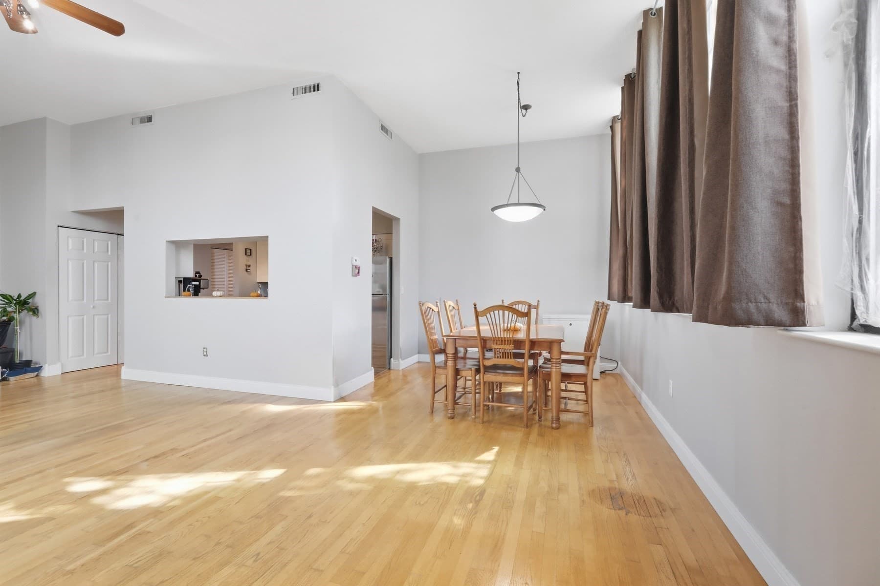Condominium at 15 Ocean # 206, Winthrop MA 02152, Winthrop, photo 10 of 28