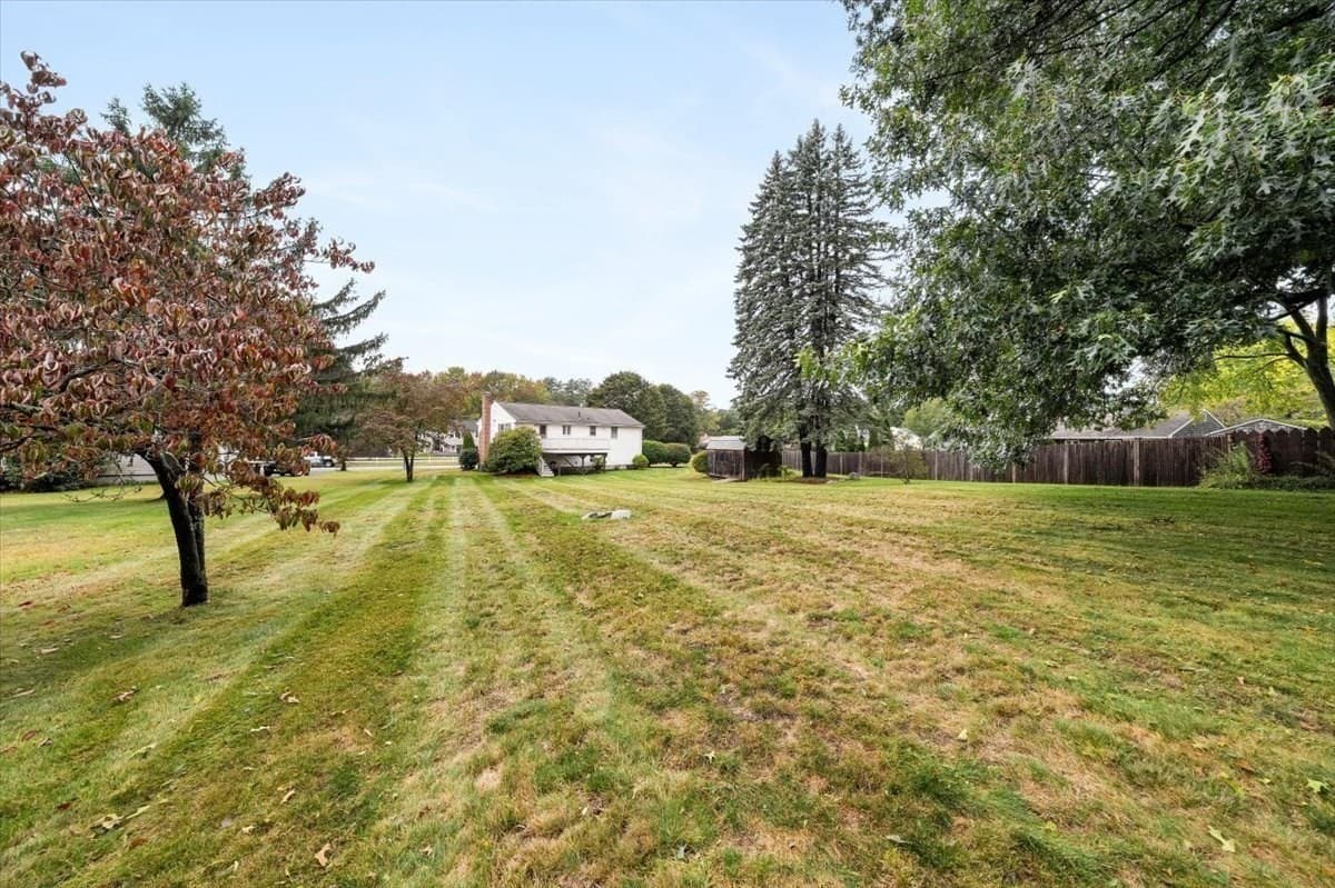 Single Family Residence at 54 Apple D'or Road, Framingham MA 01701, Framingham, photo 28 of 31
