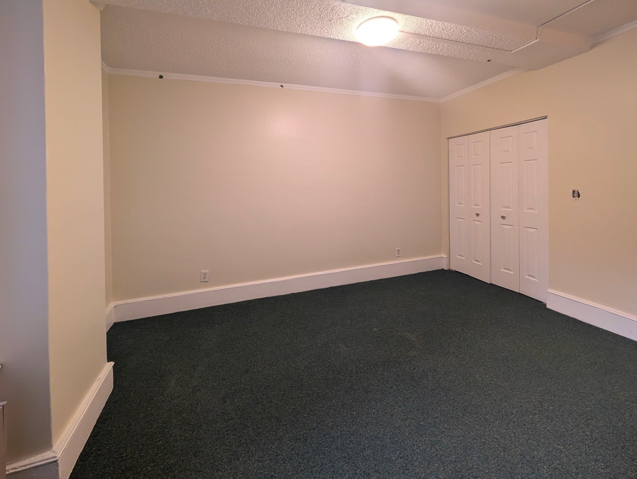 Condominium at 140 Chestnut Street # x207, Springfield MA 01103, Springfield, photo 7 of 14