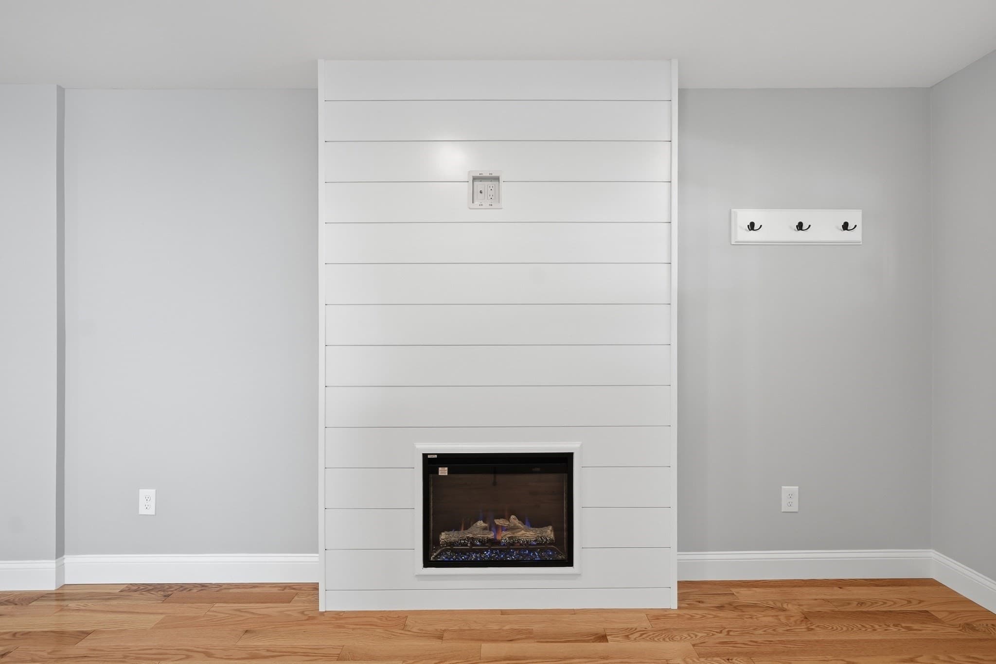 Condex at 16 King St. # 1, Fitchburg MA 01420, Fitchburg, photo 5 of 32