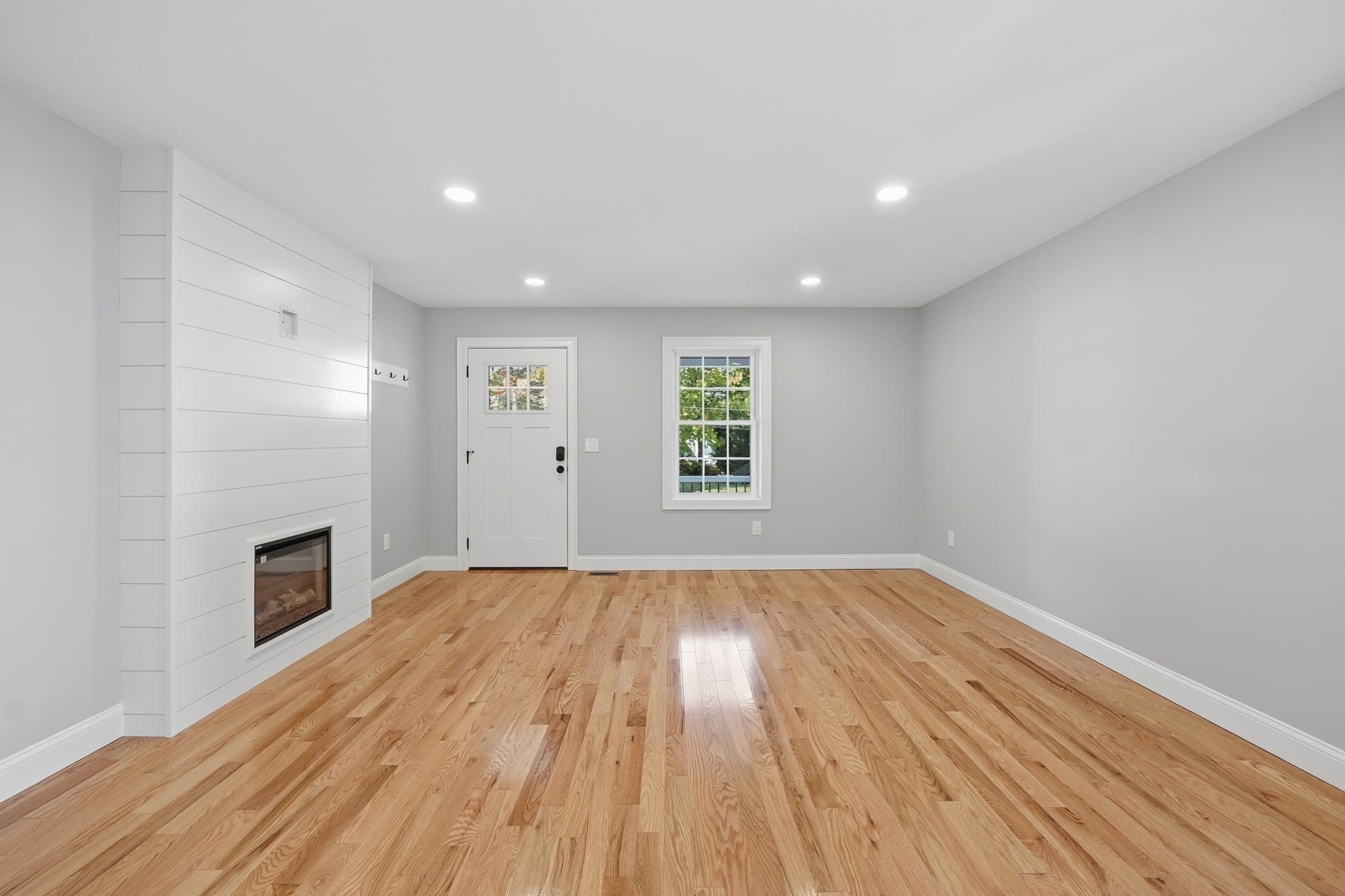 Condex at 16 King St. # 1, Fitchburg MA 01420, Fitchburg, photo 4 of 32