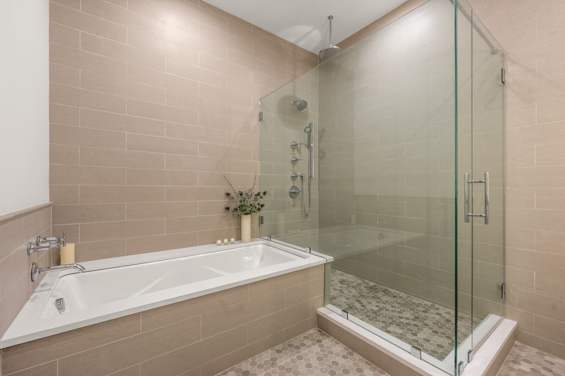 Condominium at 481 Harrison Ave # 5B, Boston MA 02118, Boston, photo 20 of 30