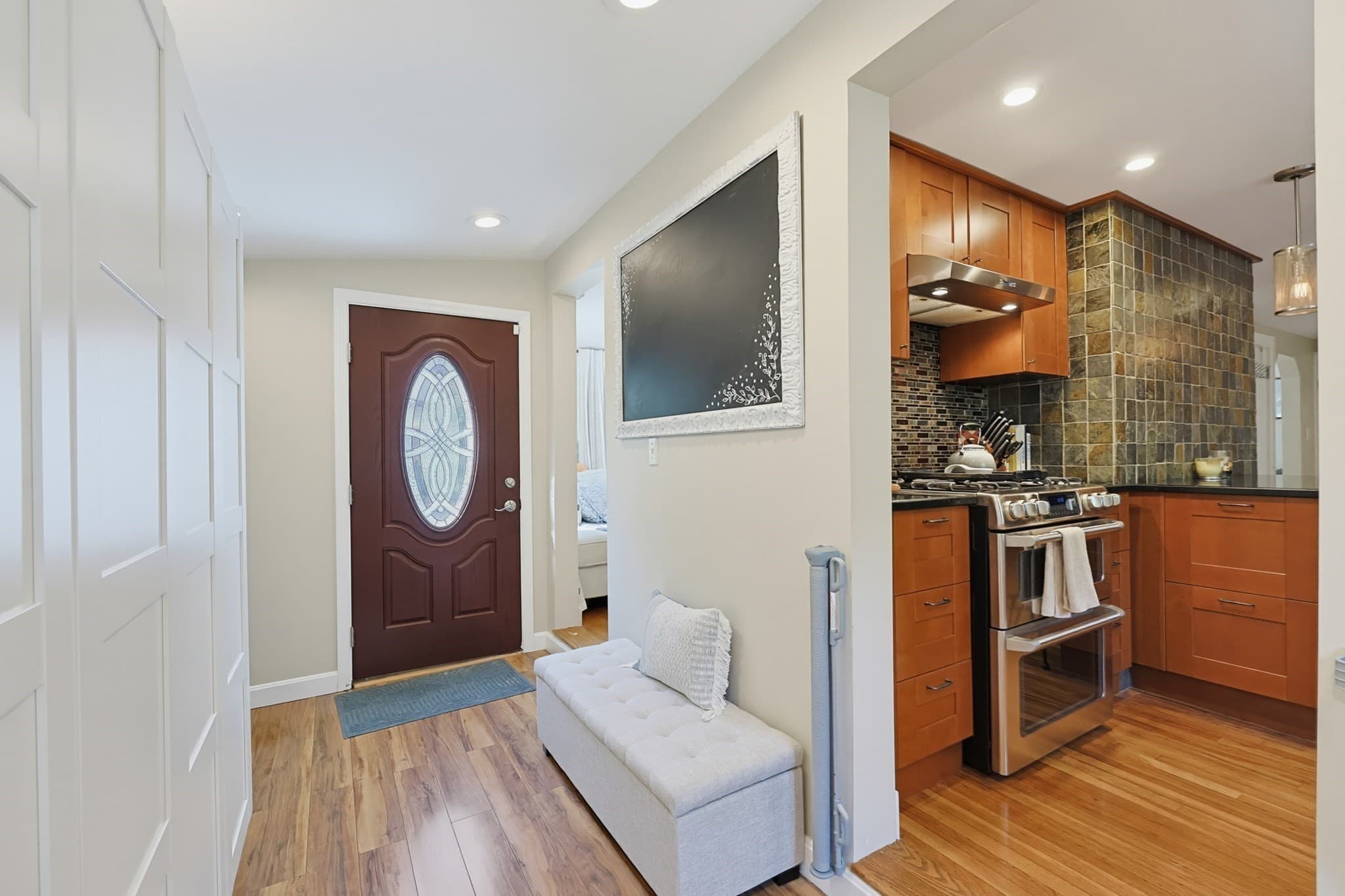Single Family Residence at 28 Ellis Ave, Norwood MA 02062, Norwood, photo 2 of 35