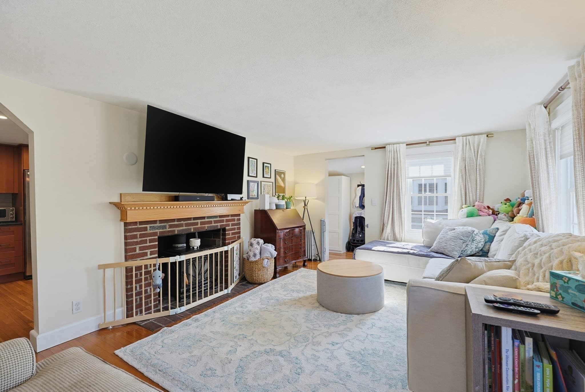 Single Family Residence at 28 Ellis Ave, Norwood MA 02062, Norwood, photo 3 of 35