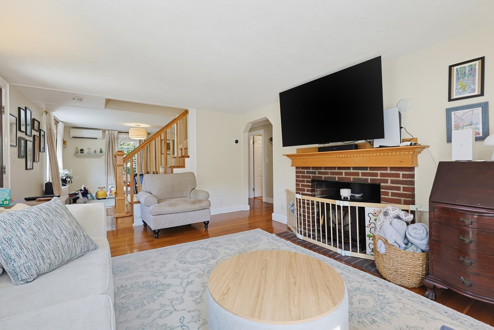 Single Family Residence at 28 Ellis Ave, Norwood MA 02062, Norwood, photo 5 of 35