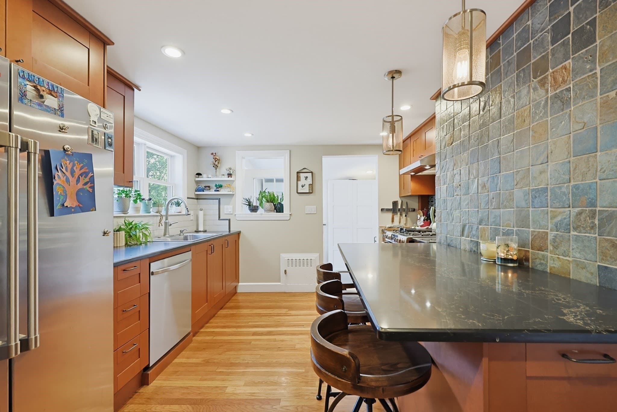 Single Family Residence at 28 Ellis Ave, Norwood MA 02062, Norwood, photo 10 of 35