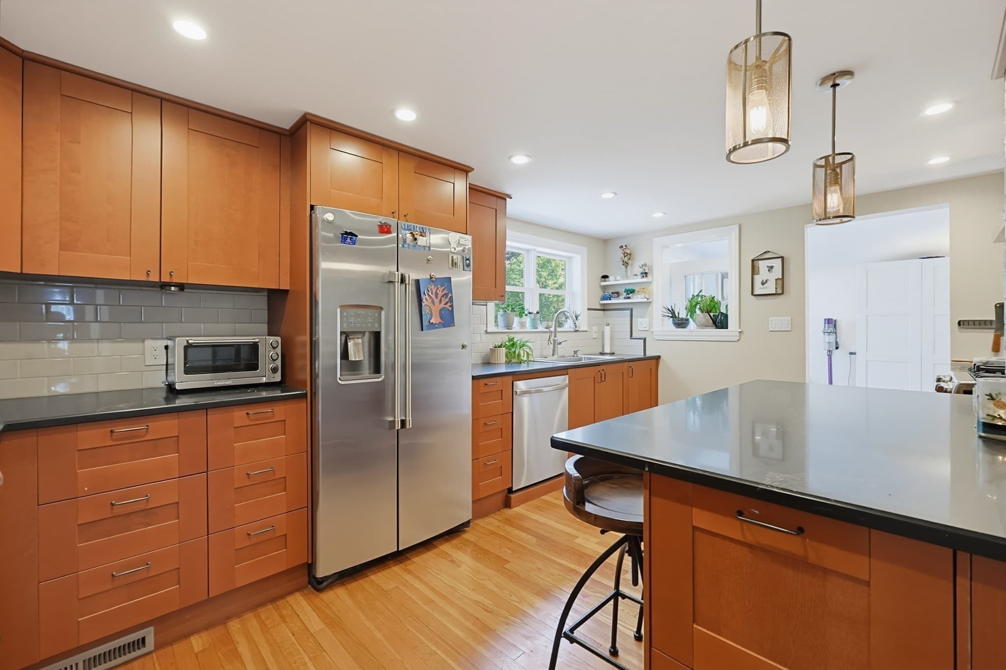 Single Family Residence at 28 Ellis Ave, Norwood MA 02062, Norwood, photo 11 of 35