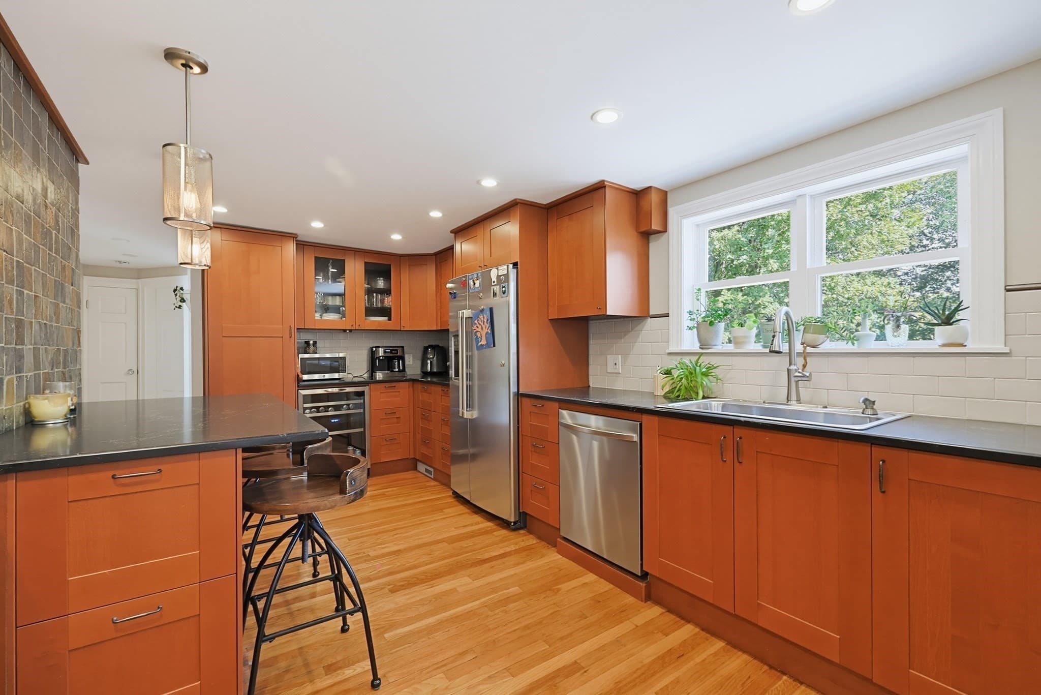 Single Family Residence at 28 Ellis Ave, Norwood MA 02062, Norwood, photo 8 of 35