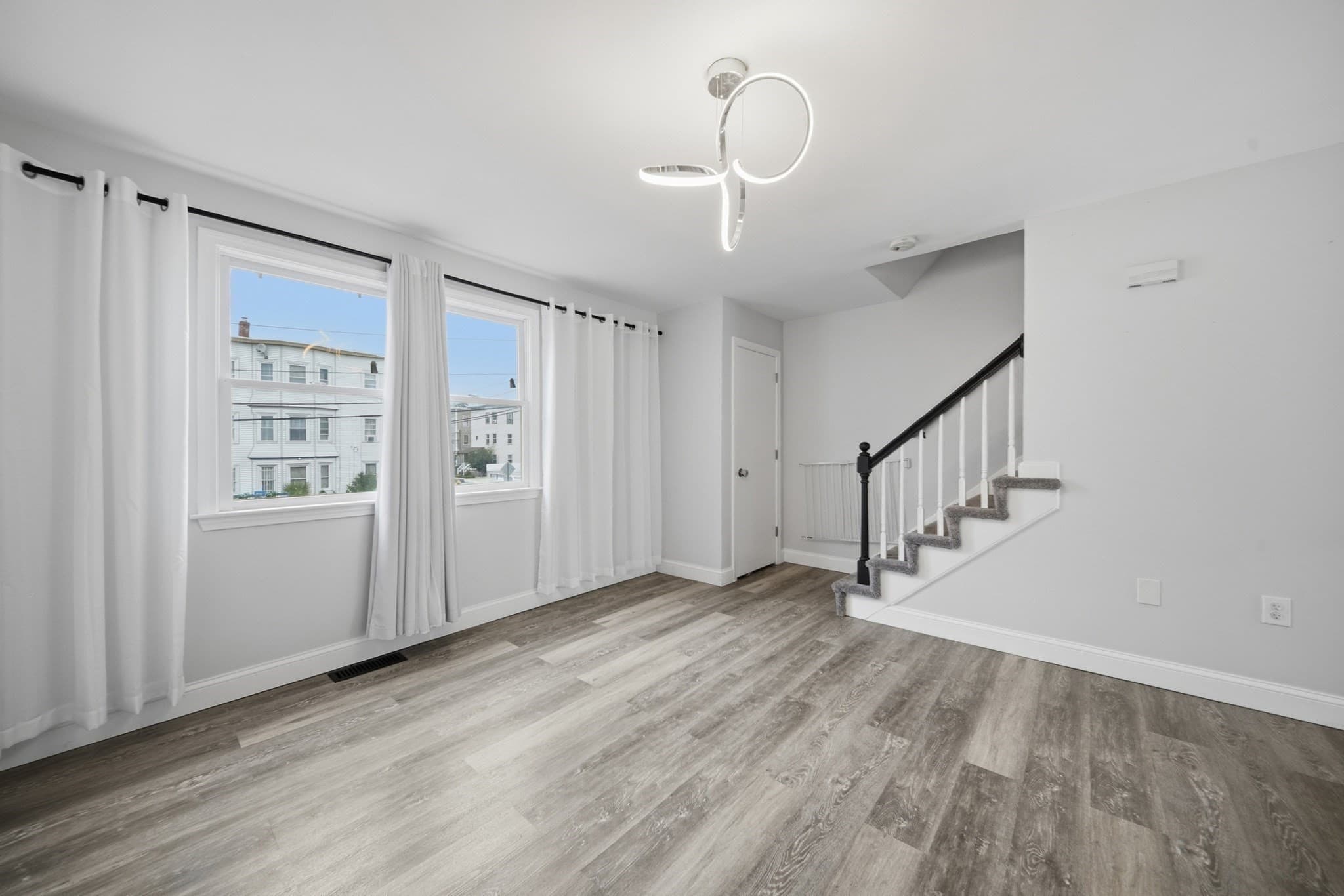 Single Family Residence at 111 Cambridge St # B, Lawrence MA 01843, Lawrence, photo 11 of 26