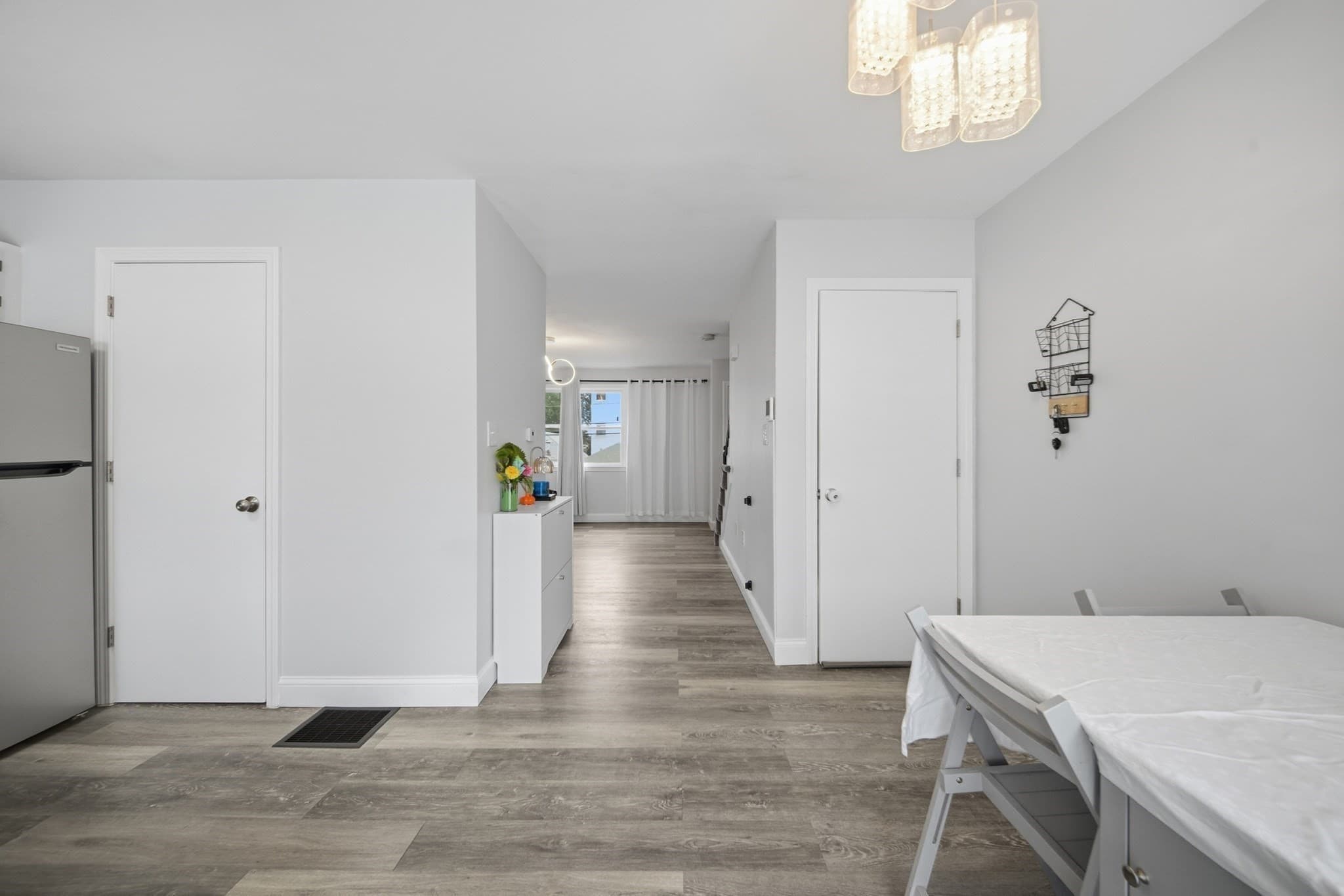 Single Family Residence at 111 Cambridge St # B, Lawrence MA 01843, Lawrence, photo 8 of 26
