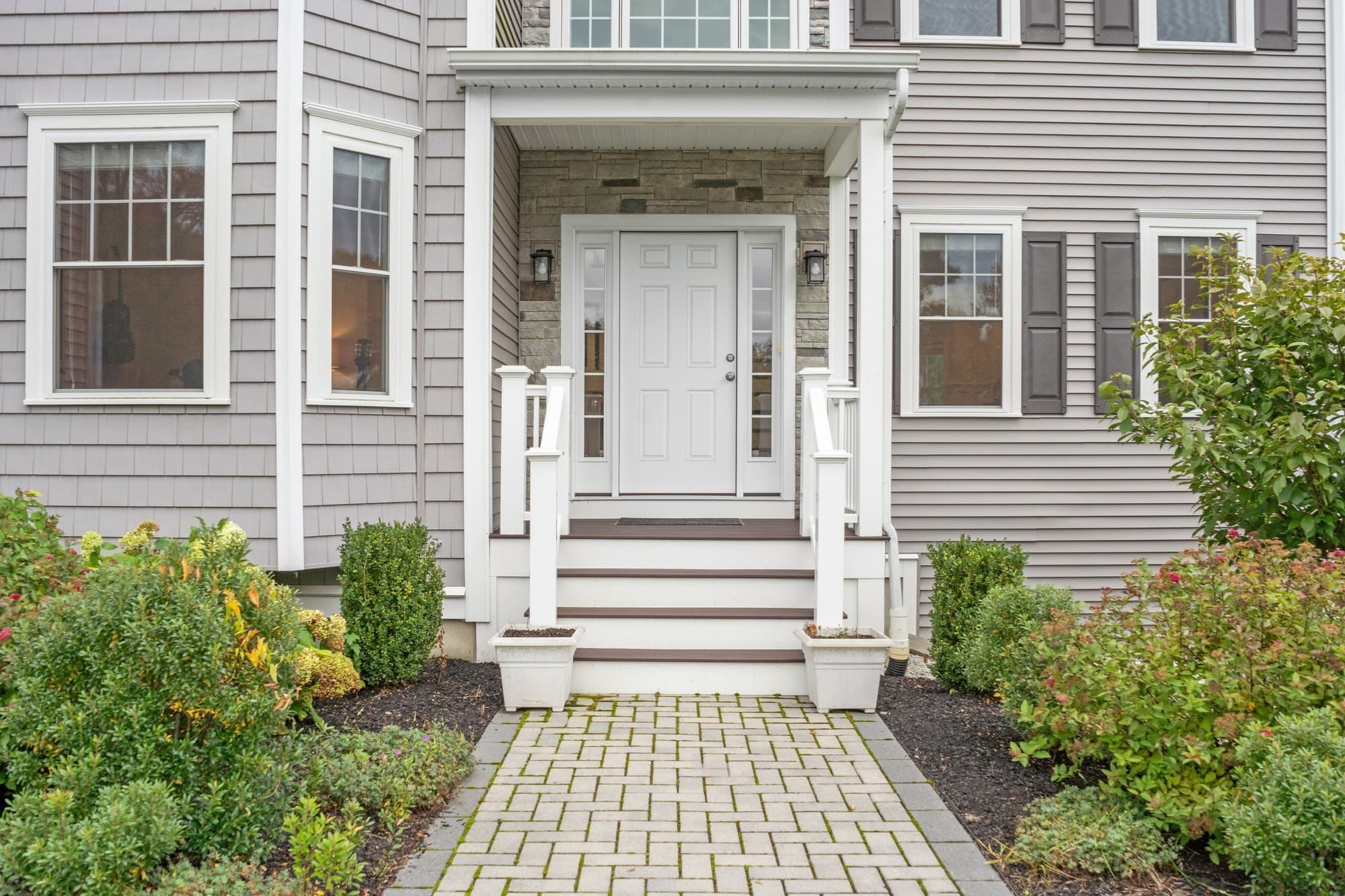 Single Family Residence at 17 Chamberlain Rd, Westford MA 01886, Westford, photo 3 of 42