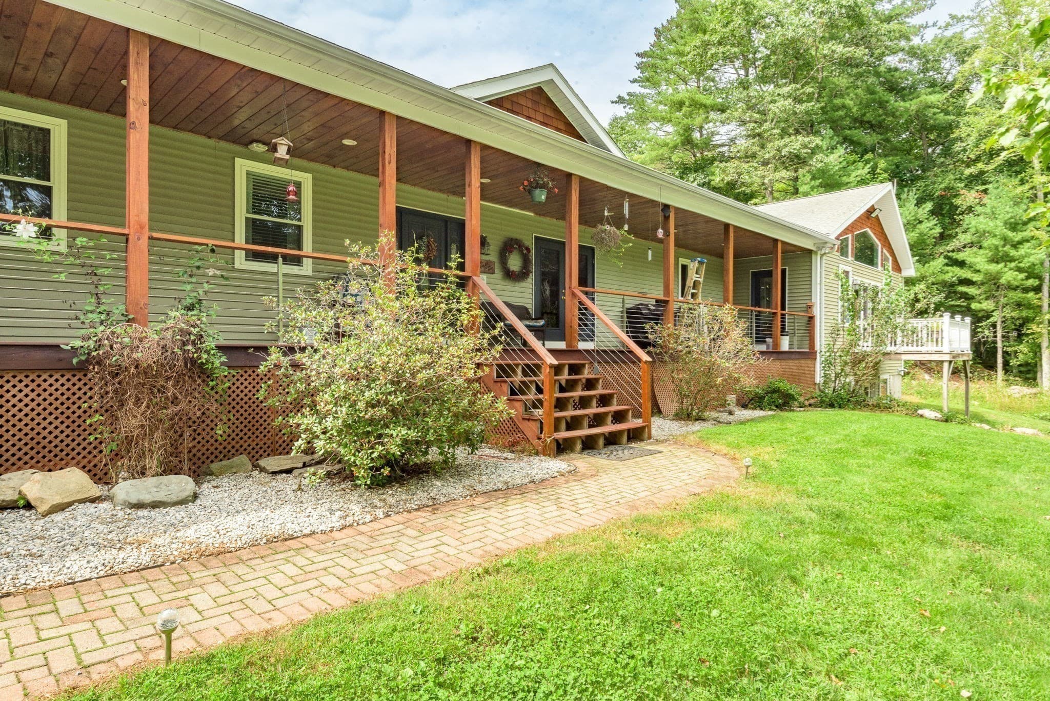 Single Family Residence at 332 Ravenelle Road, Thompson CT 06255, photo 3 of 42