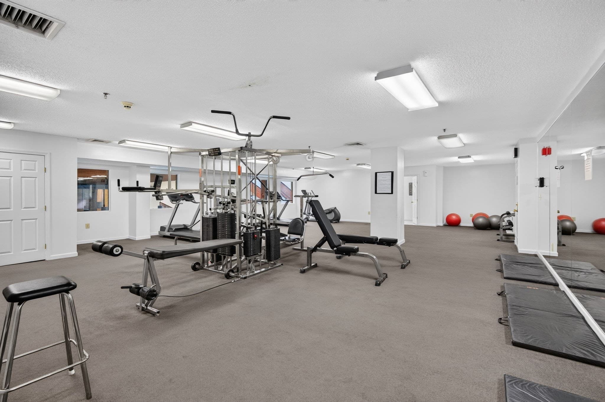 Condominium at 3920 Mystic Valley Pkwy # 522, Medford MA 02155, Medford, photo 26 of 42