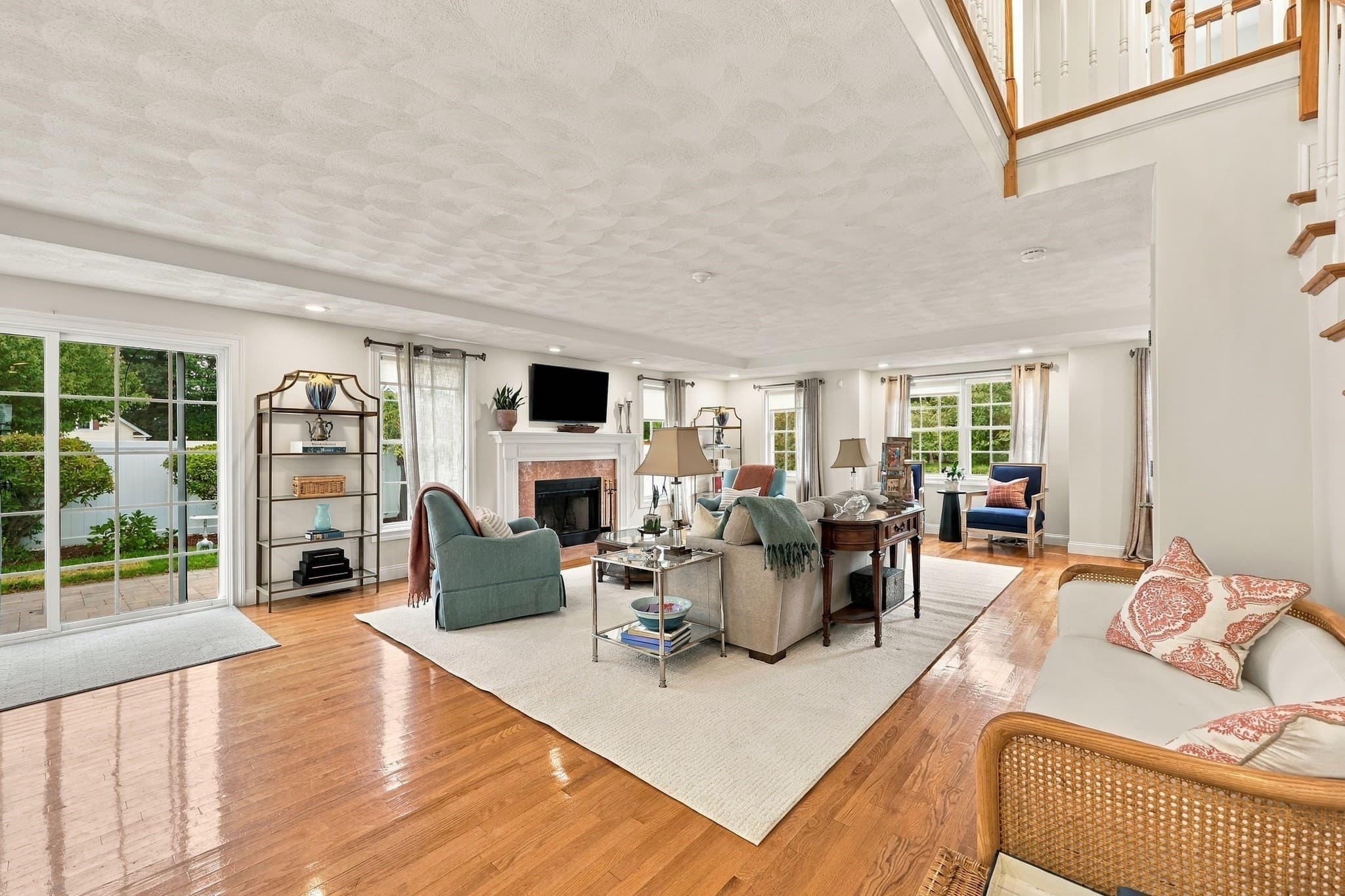 Single Family Residence at 2 Gove Drive, Newburyport MA 01950, Newburyport, photo 6 of 38
