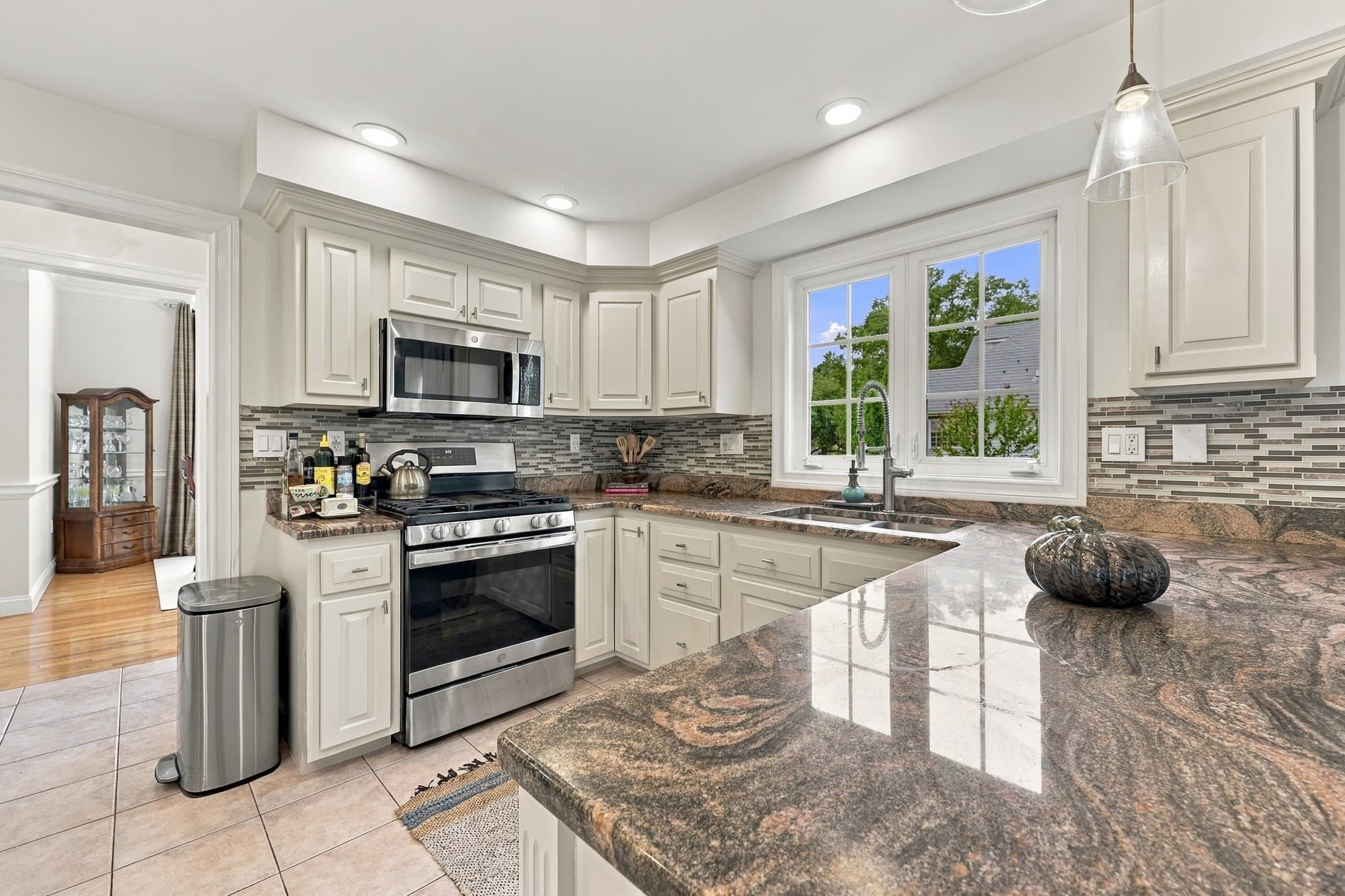Single Family Residence at 2 Gove Drive, Newburyport MA 01950, Newburyport, photo 12 of 38