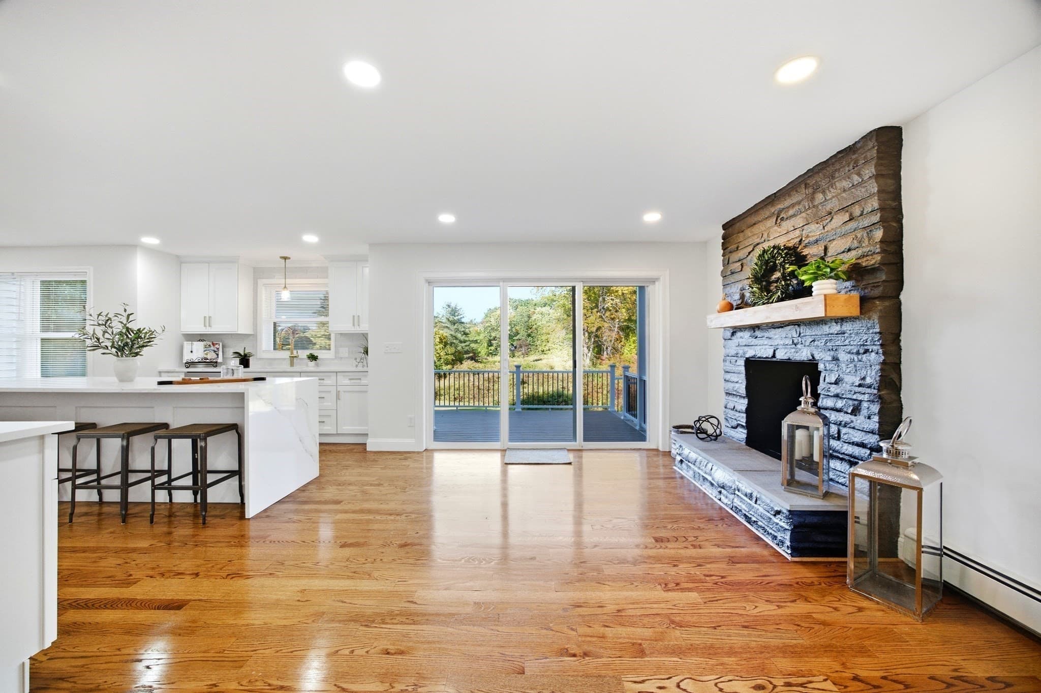 Single Family Residence at 126 Barry St, Agawam MA 01030, Agawam, photo 16 of 37
