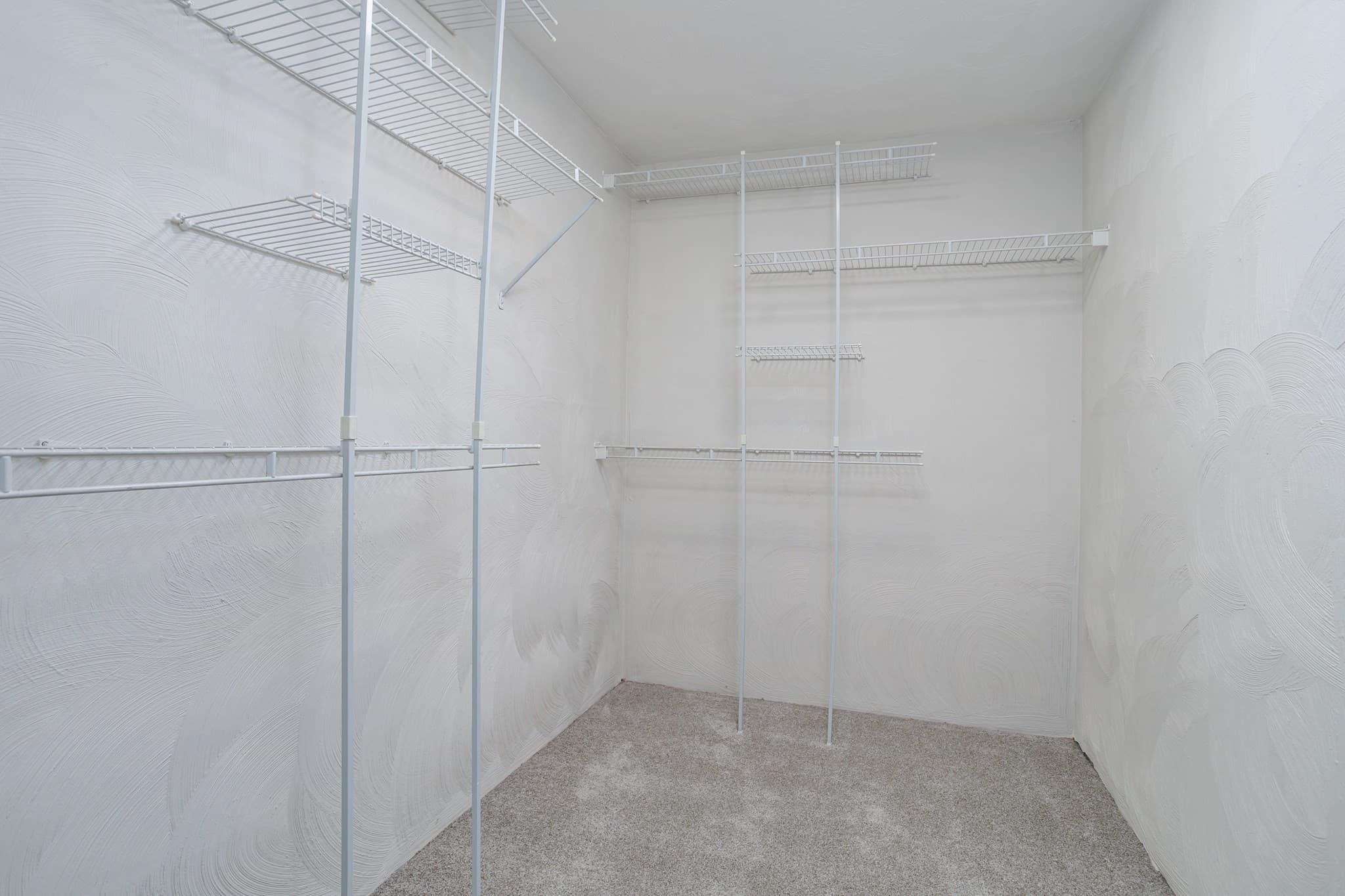 Condominium at 303 Ridgefield Circle # 303D, Clinton MA 01510, Clinton, photo 21 of 37