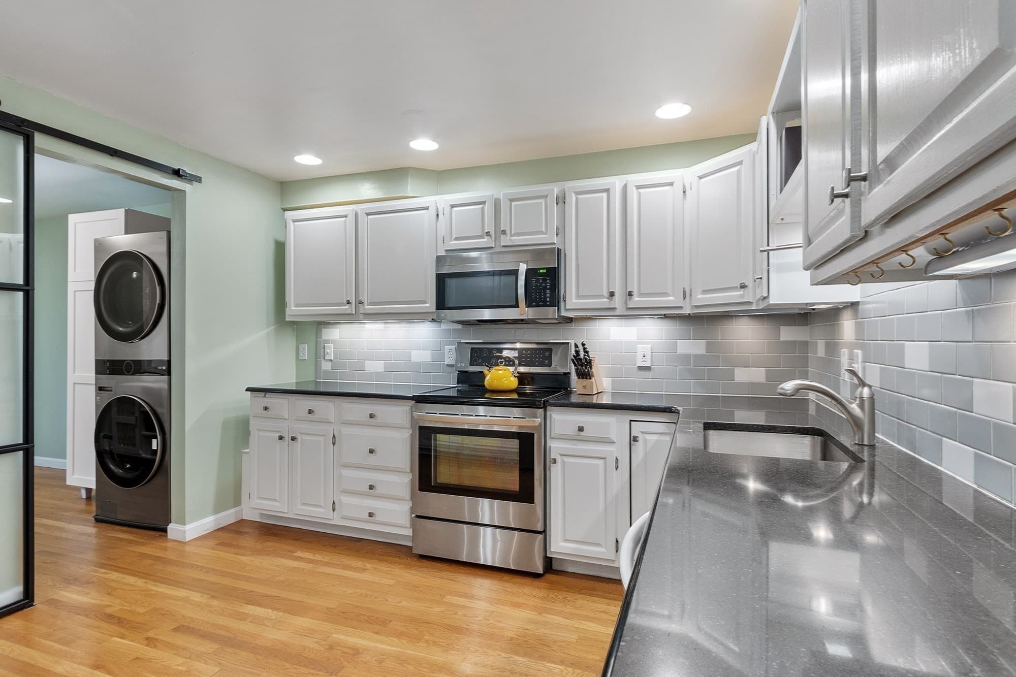 Condominium at 11 Longley Rd # A5, Shirley MA 01464, Shirley, photo 18 of 42