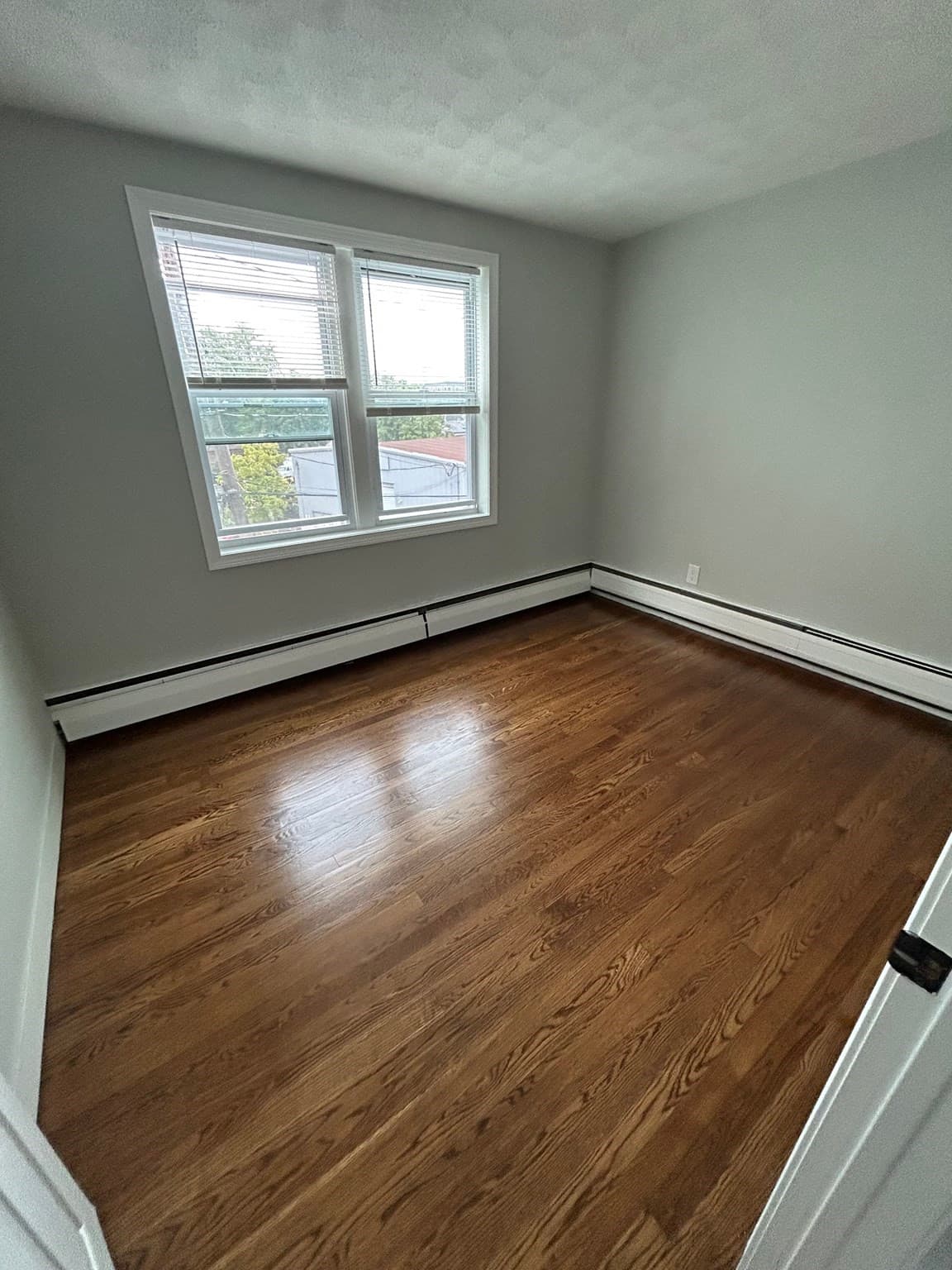 Apartment at 137 Chelsea St # 2R, Everett MA 02149, photo 7 of 12