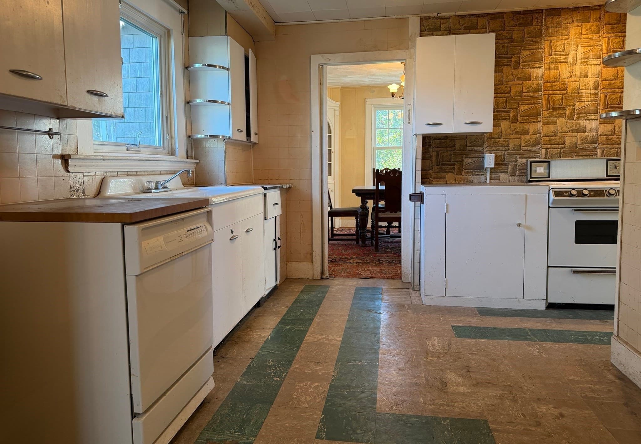 Single Family Residence at 44 Central Ave, Hull MA 02045, Hull, photo 6 of 25