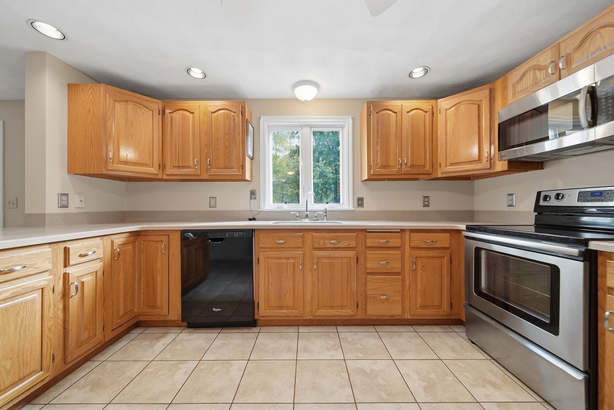 Single Family Residence at 2 Nora Lane, Groveland MA 01834, Groveland, photo 11 of 42