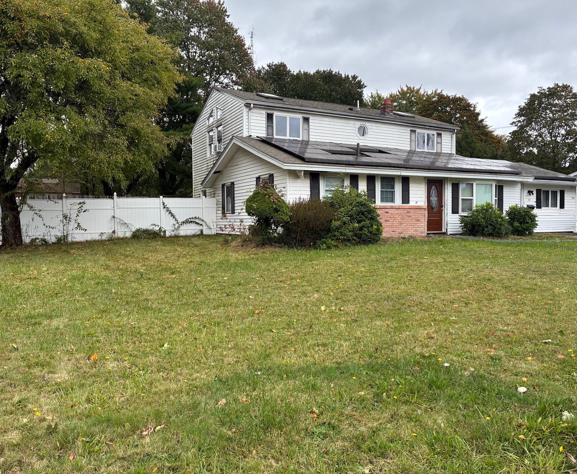 Single Family Residence at 65 Gary Rd, Brockton MA 02302, Brockton, photo 2 of 20