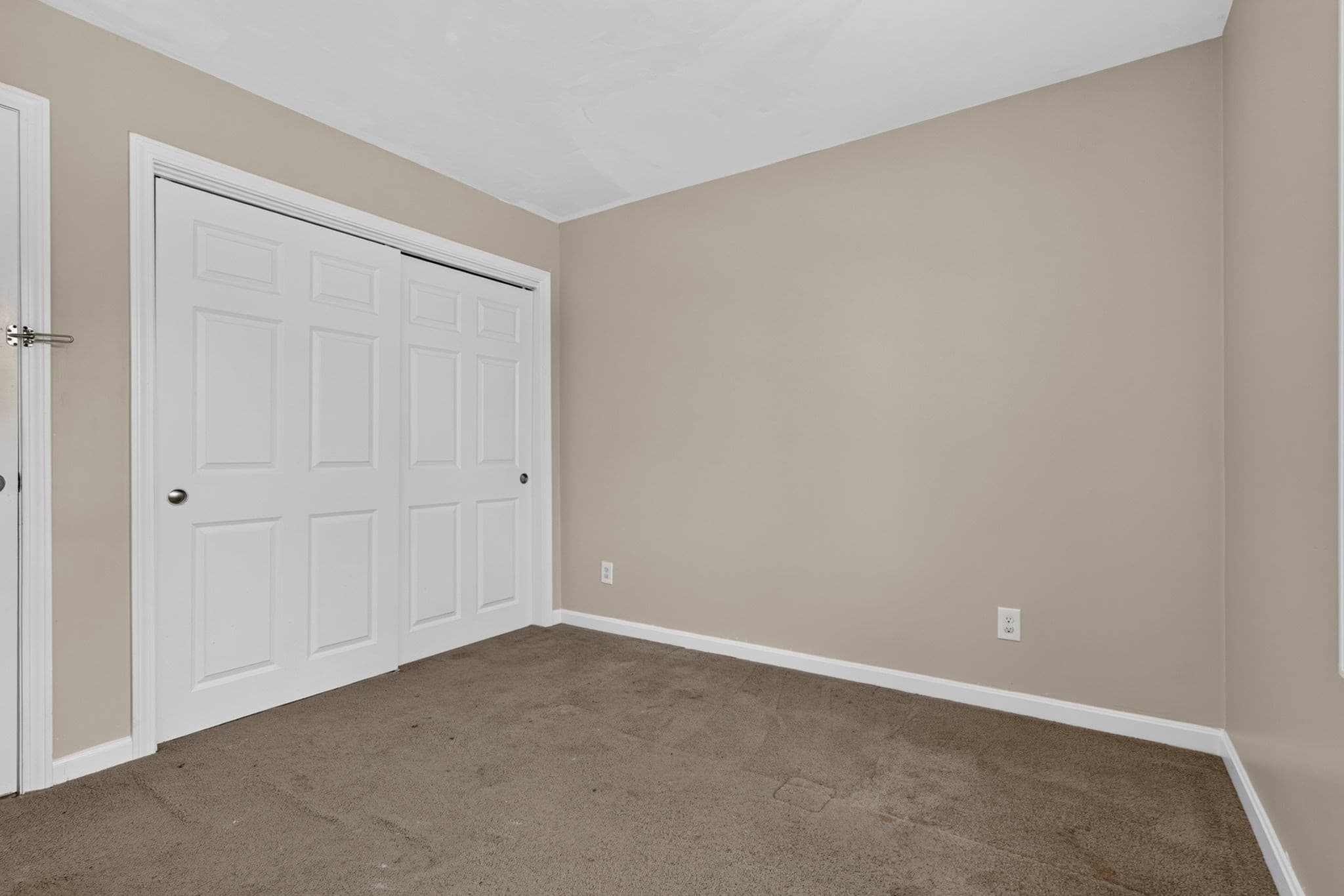 Single Family Residence at 103 Commonwealth Ave, Worcester MA 01604, Worcester, photo 19 of 30