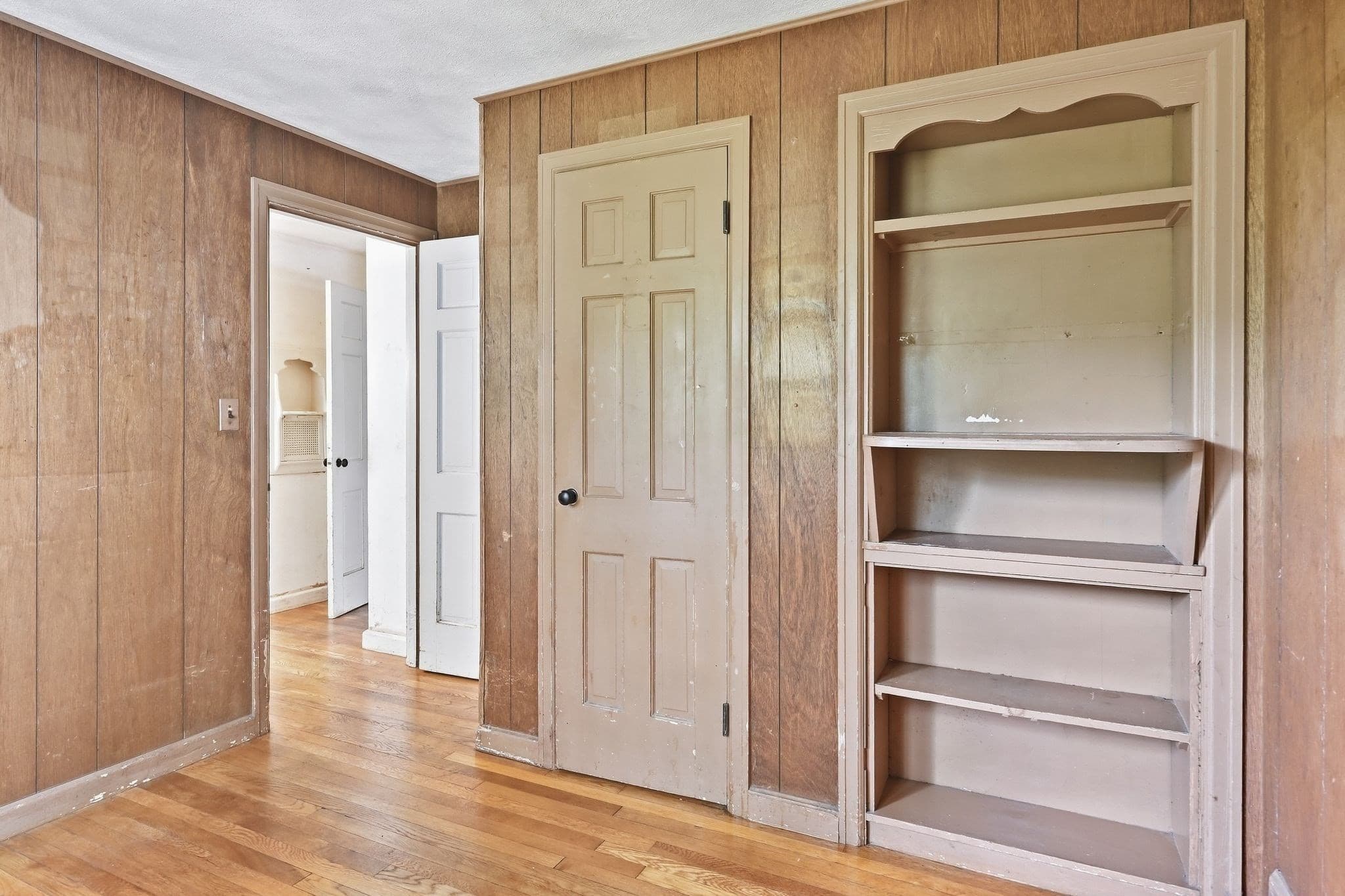 Single Family Residence at 104 Whittum Avenue, Springfield MA 01118, Springfield, photo 21 of 40