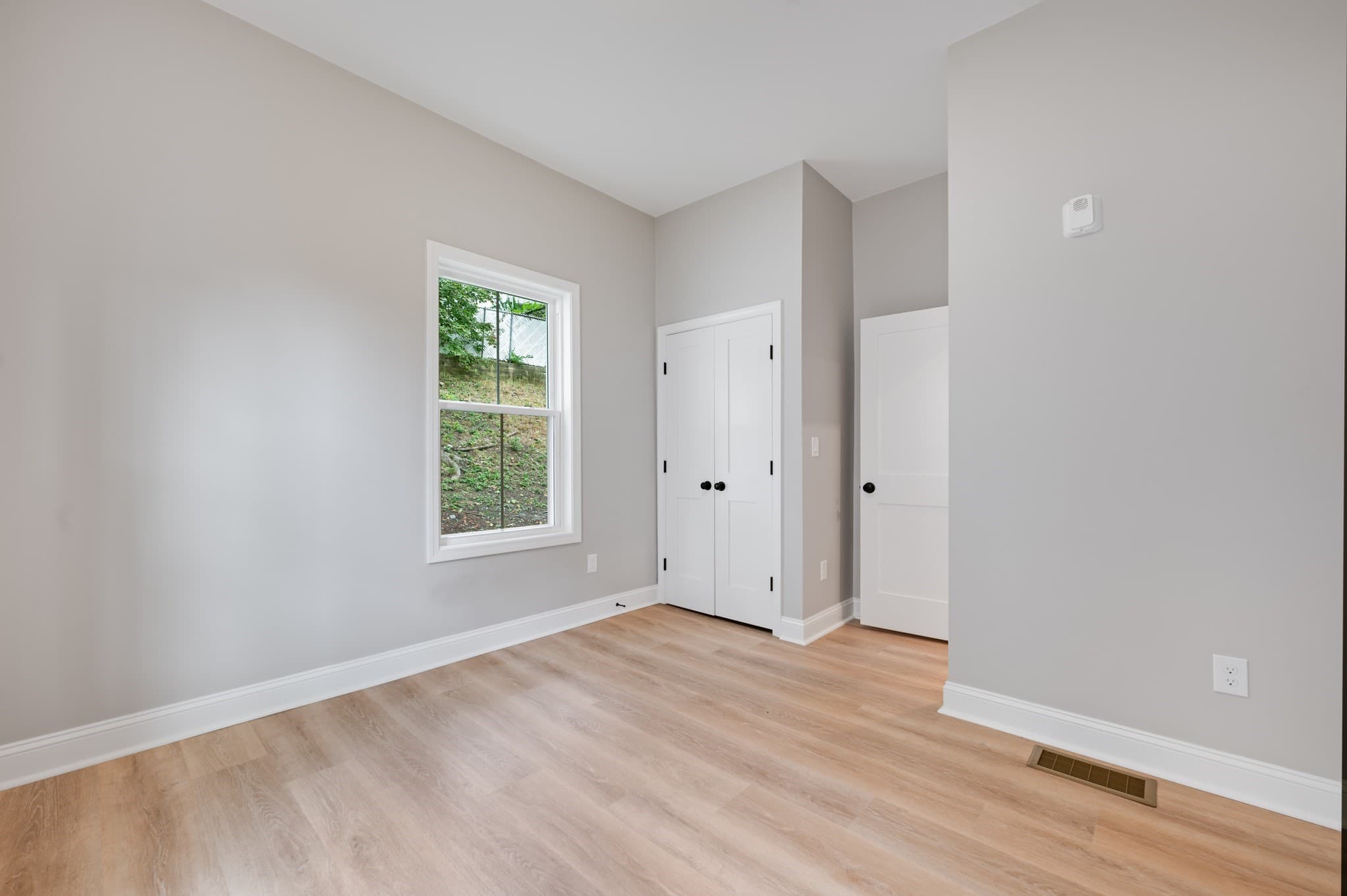3 Family at 271 Washington Ave, Chelsea MA 02150, Chelsea, photo 15 of 27