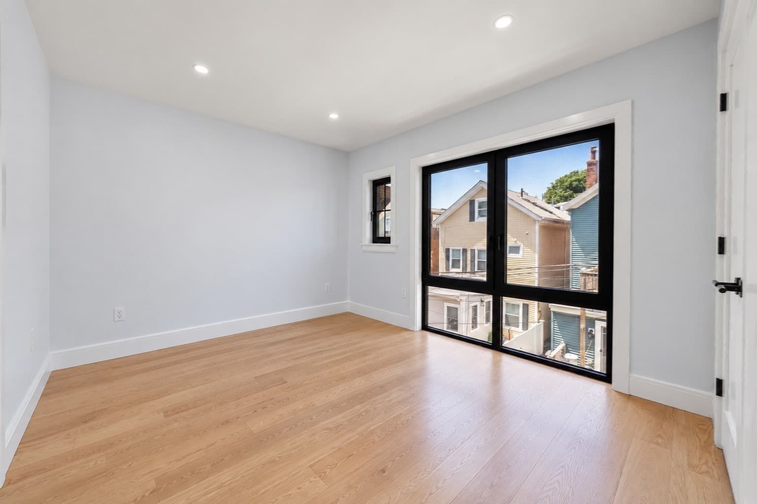Single Family Residence at 181 I Street, Boston MA 02127, Boston, photo 11 of 25