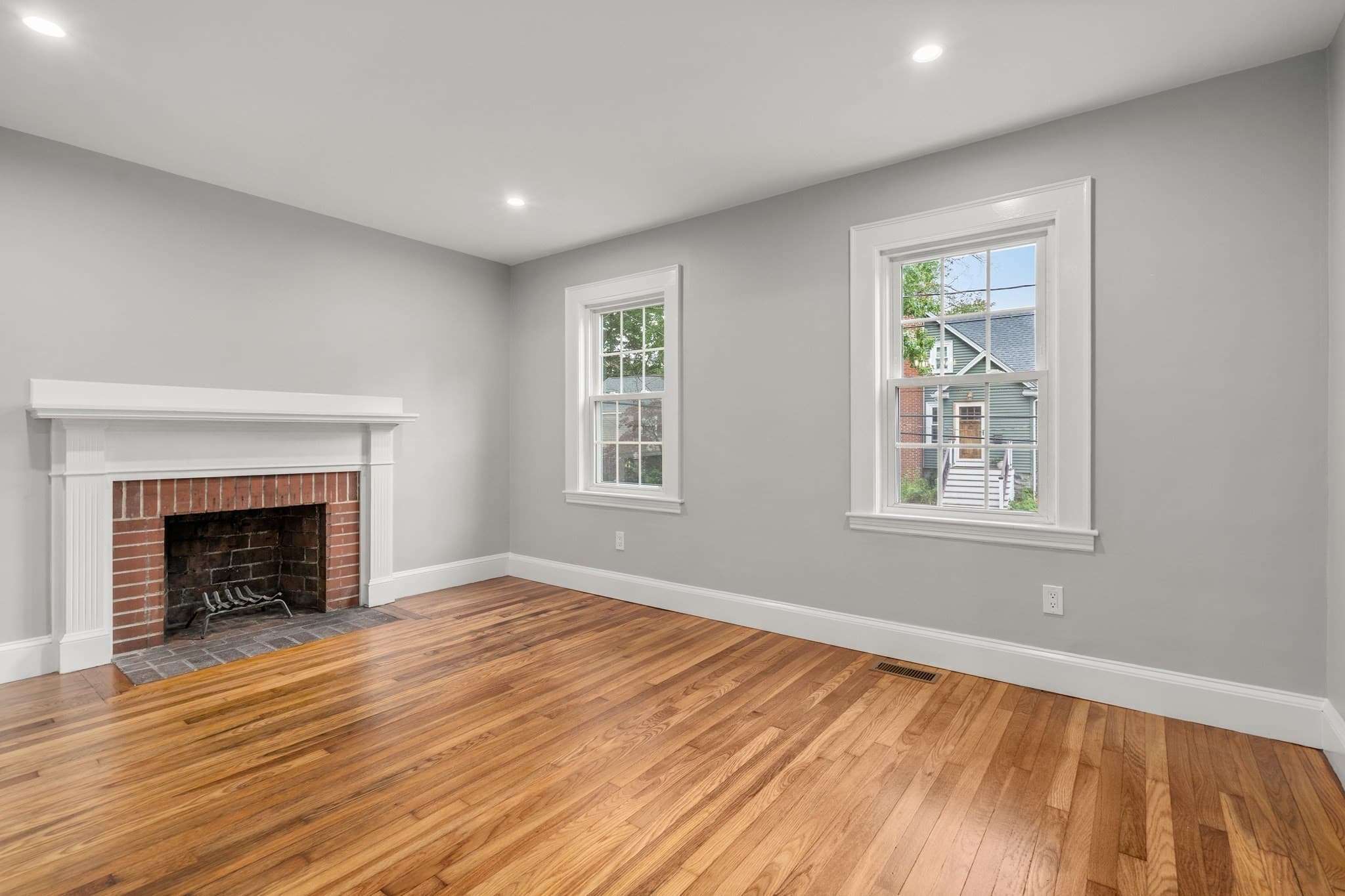 Single Family Residence at 88 Decker St, Milton MA 02186, Milton, photo 3 of 17