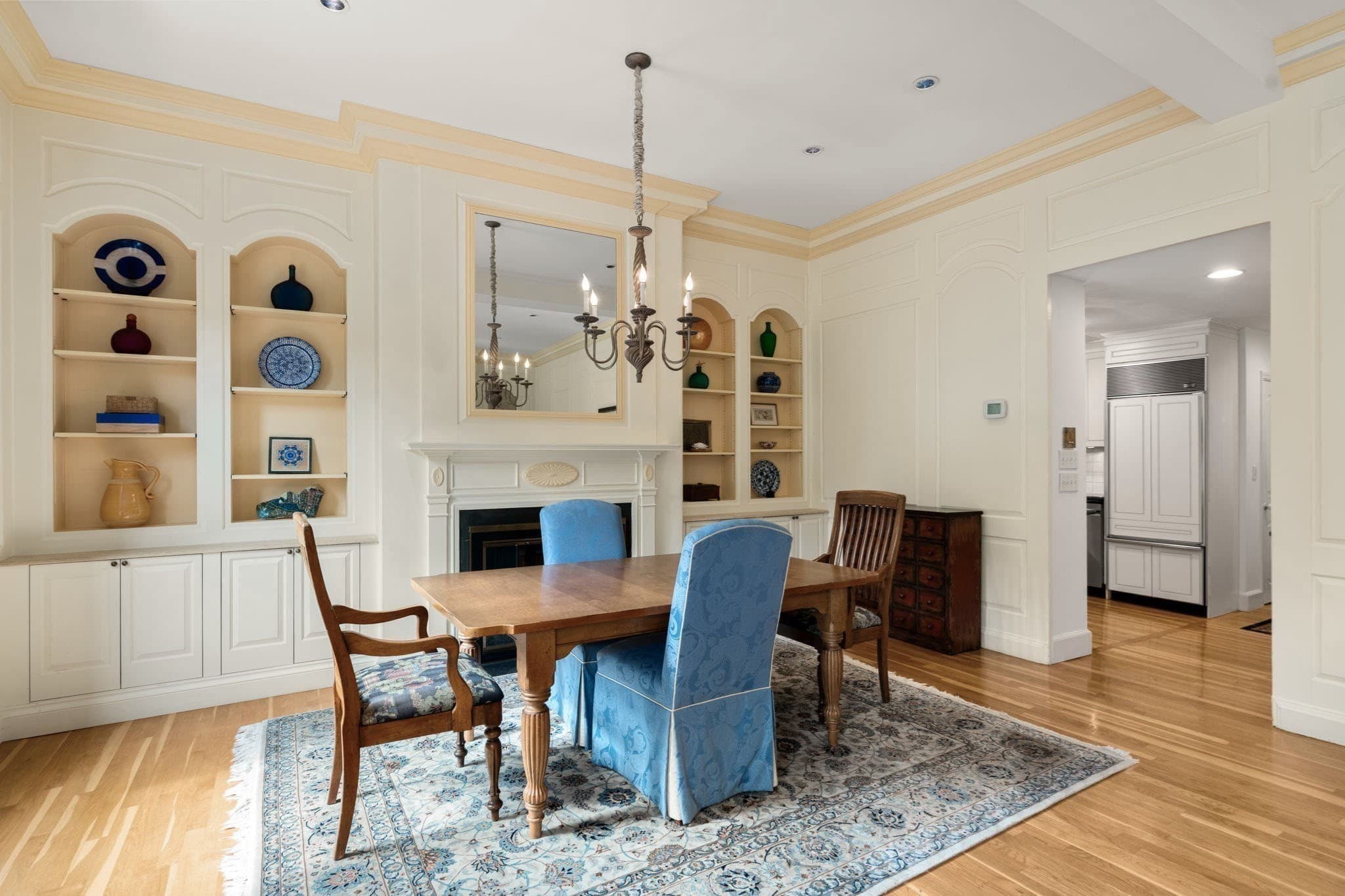 Condominium at 197 Commonwealth Avenue # 3, Boston MA 02116, Boston, photo 5 of 13