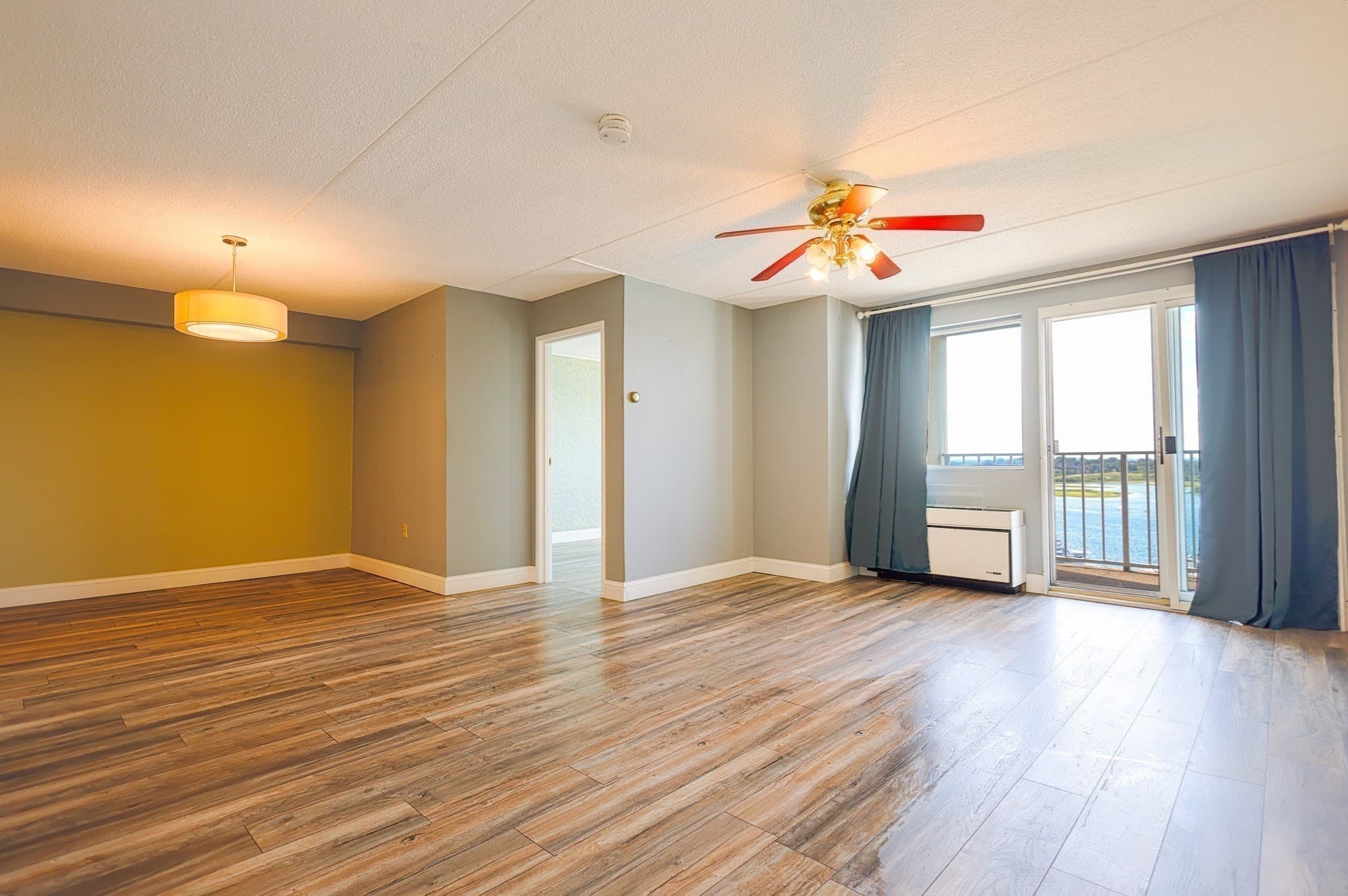 Condominium at 200 Cove Way # 1002, Quincy MA 02169, Quincy, photo 5 of 42