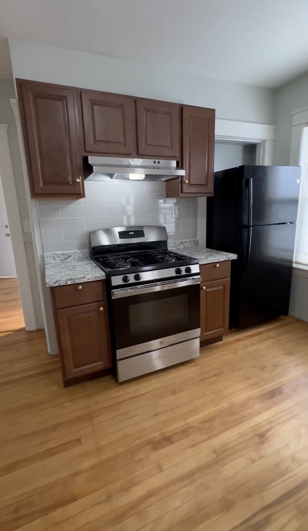 3 Family - 3 Units Up/Down at 104 Sterling St, Worcester MA 01610, Worcester, photo 17 of 33