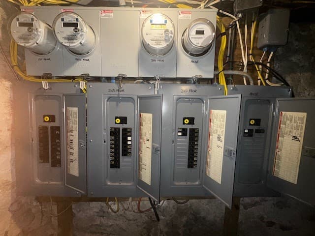 3 Family - 3 Units Up/Down at 104 Sterling St, Worcester MA 01610, Worcester, photo 28 of 33