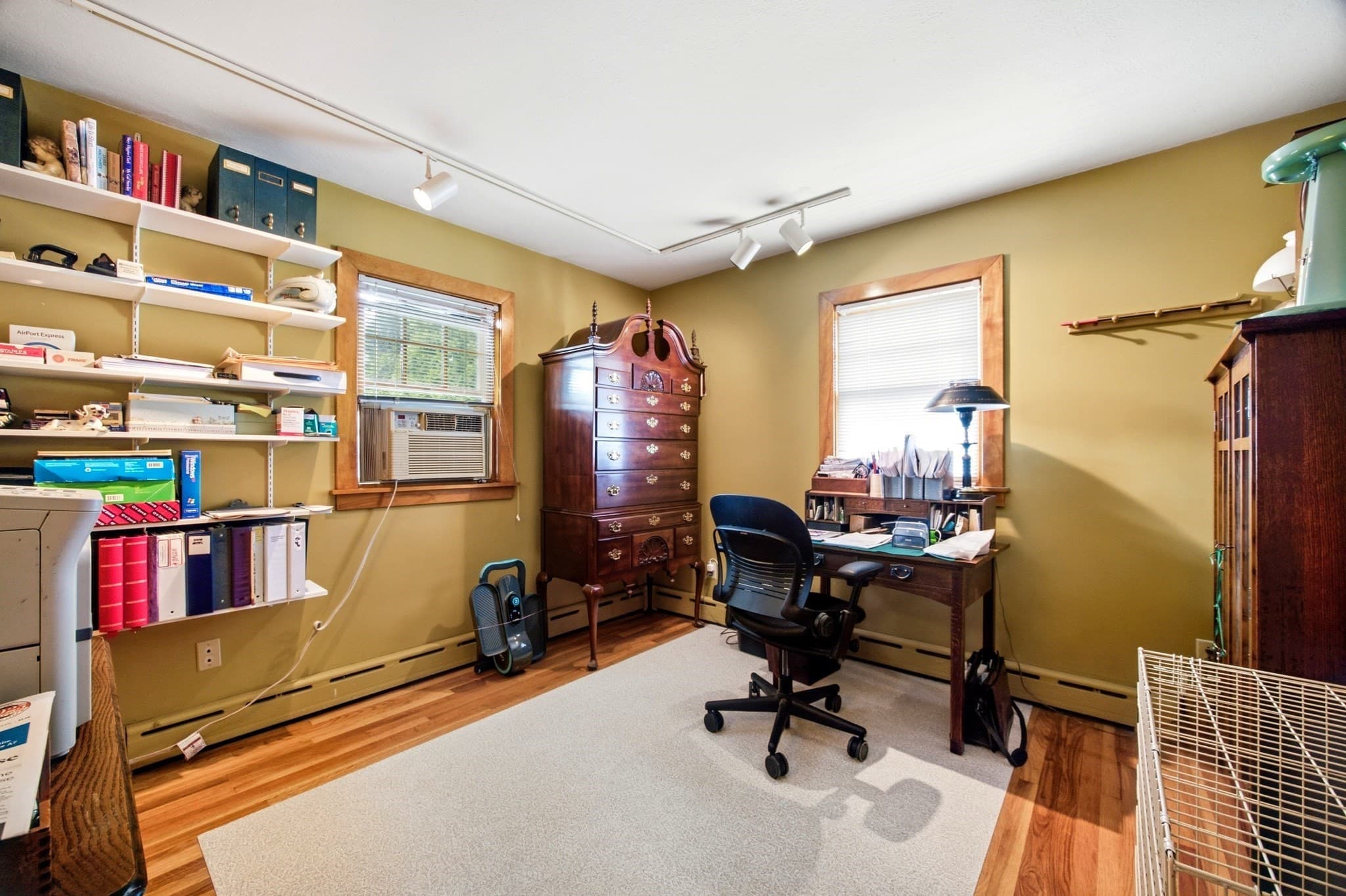 Single Family Residence at 25 Saint Anthony St, Chicopee MA 01013, Chicopee, photo 16 of 38