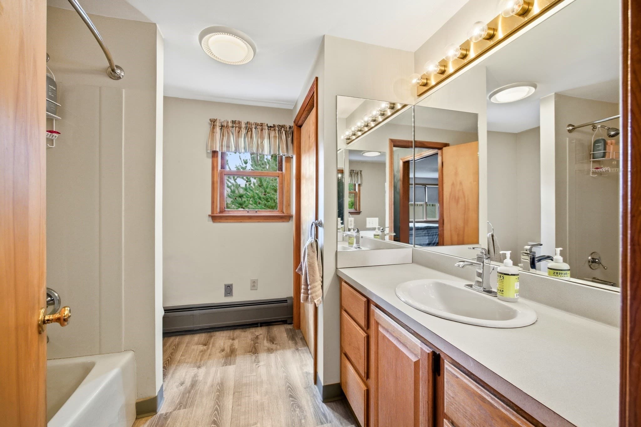 Single Family Residence at 25 Saint Anthony St, Chicopee MA 01013, Chicopee, photo 24 of 38