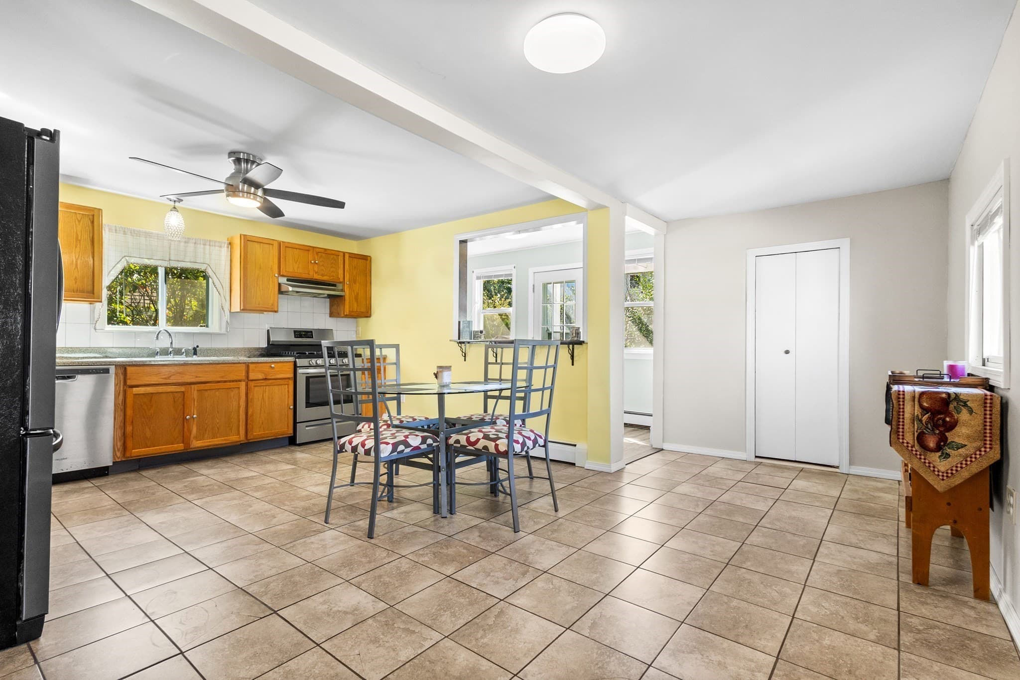 Single Family Residence at 2113 Pleasant St, Fall River MA 02723, Fall River, photo 9 of 36
