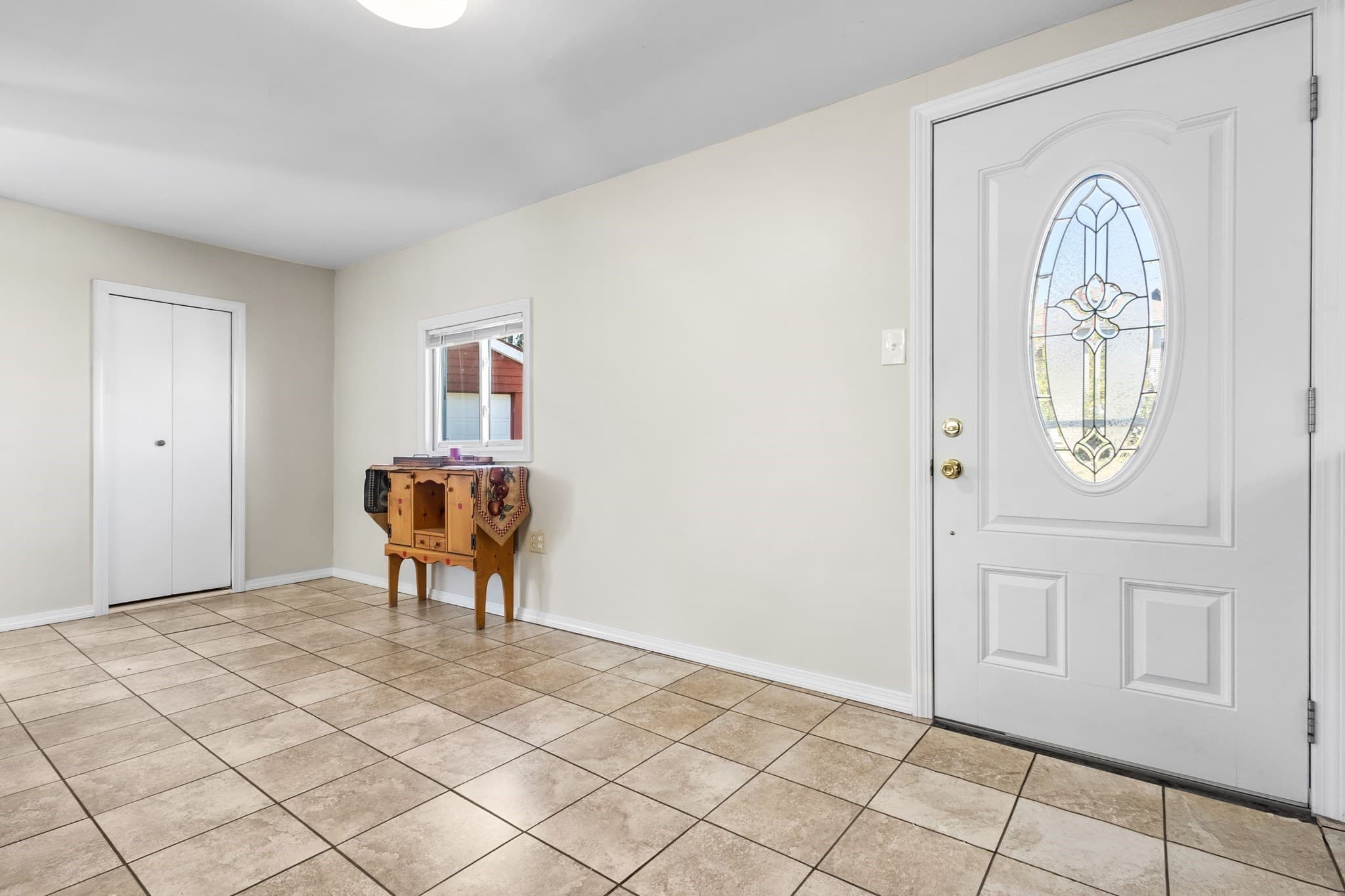 Single Family Residence at 2113 Pleasant St, Fall River MA 02723, Fall River, photo 15 of 36