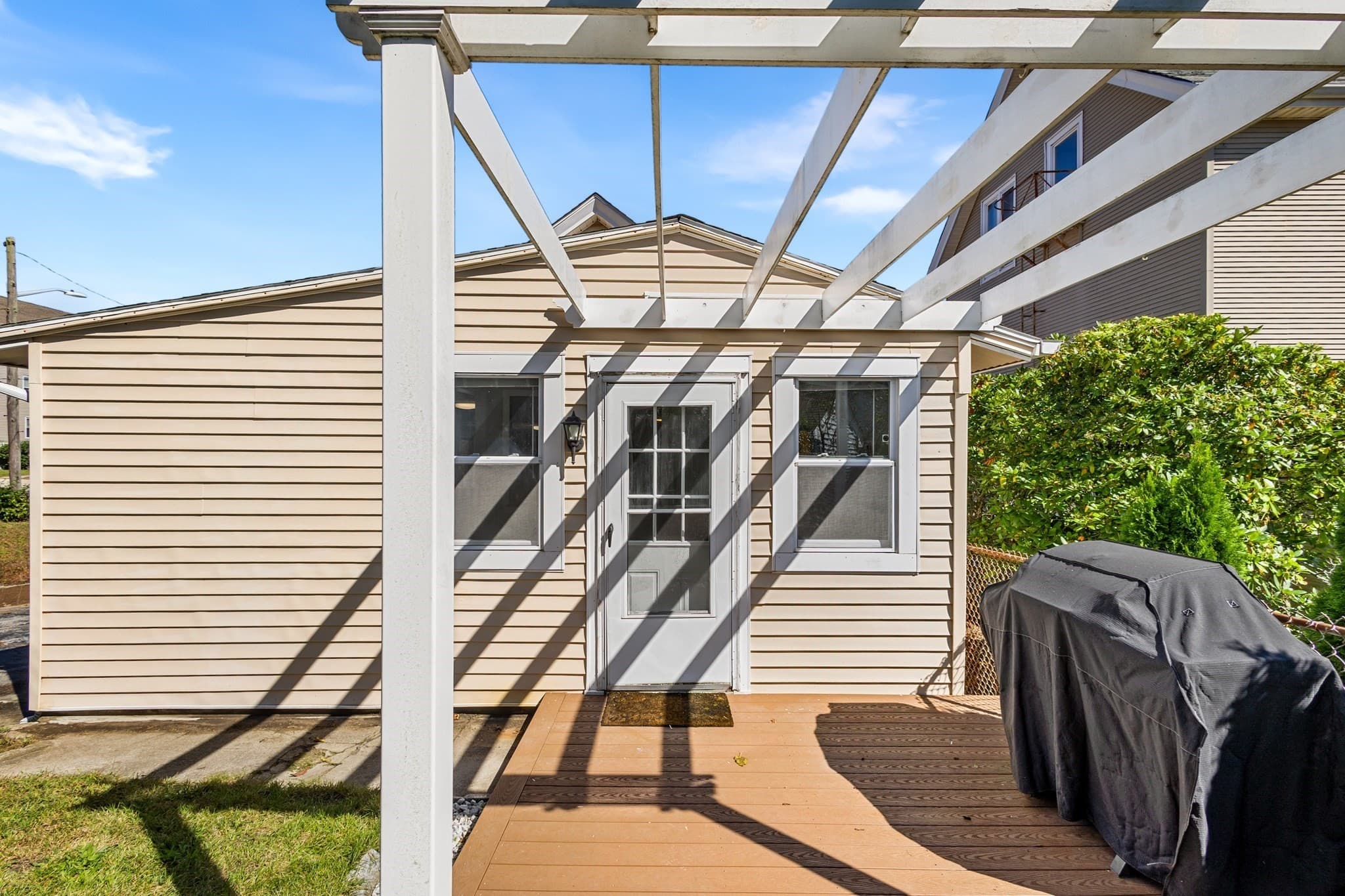 Single Family Residence at 2113 Pleasant St, Fall River MA 02723, Fall River, photo 29 of 36